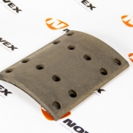 WG9761450185 Тормозная фрикционная пластина (410×220)