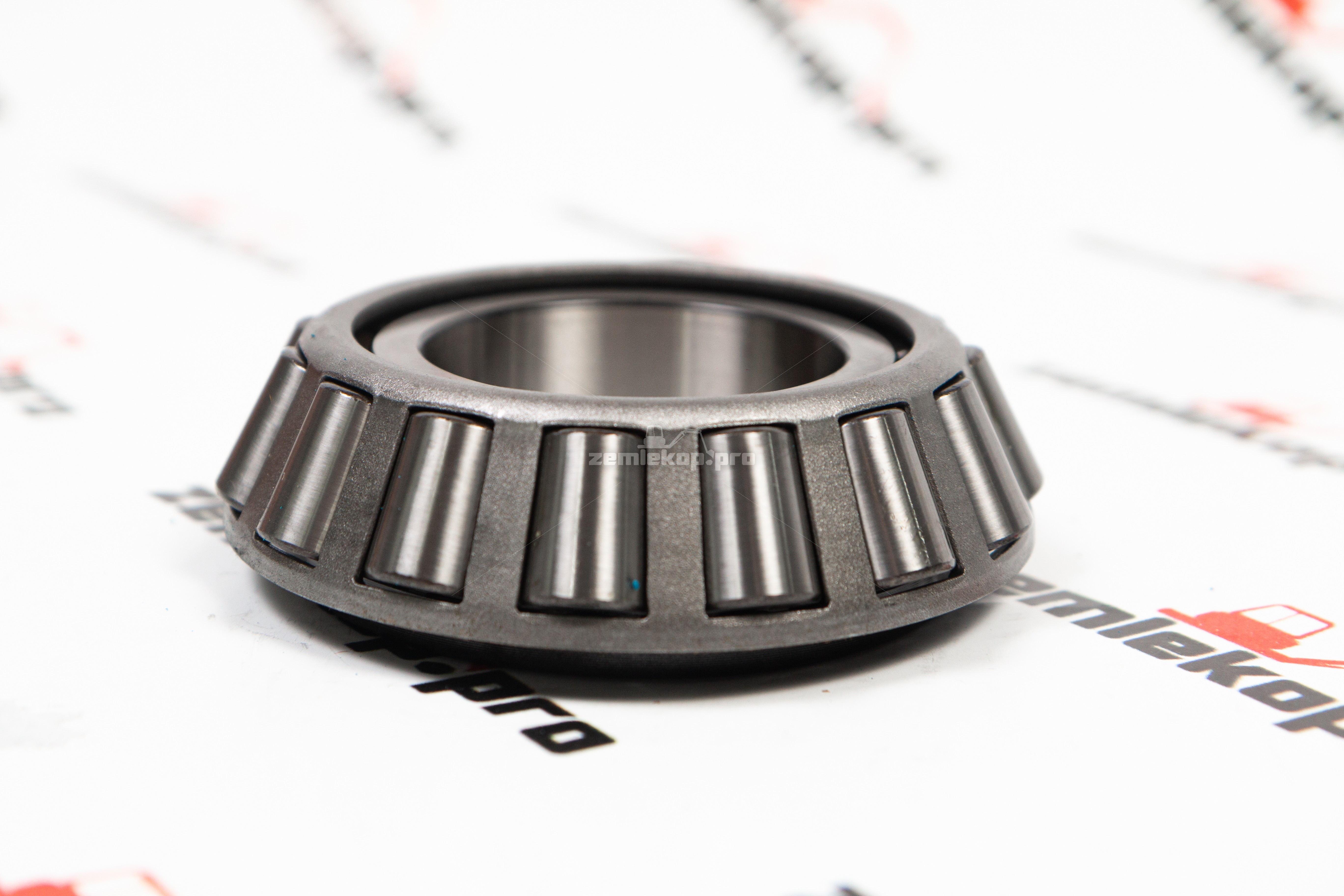 2114363 Подшипник конический DANA