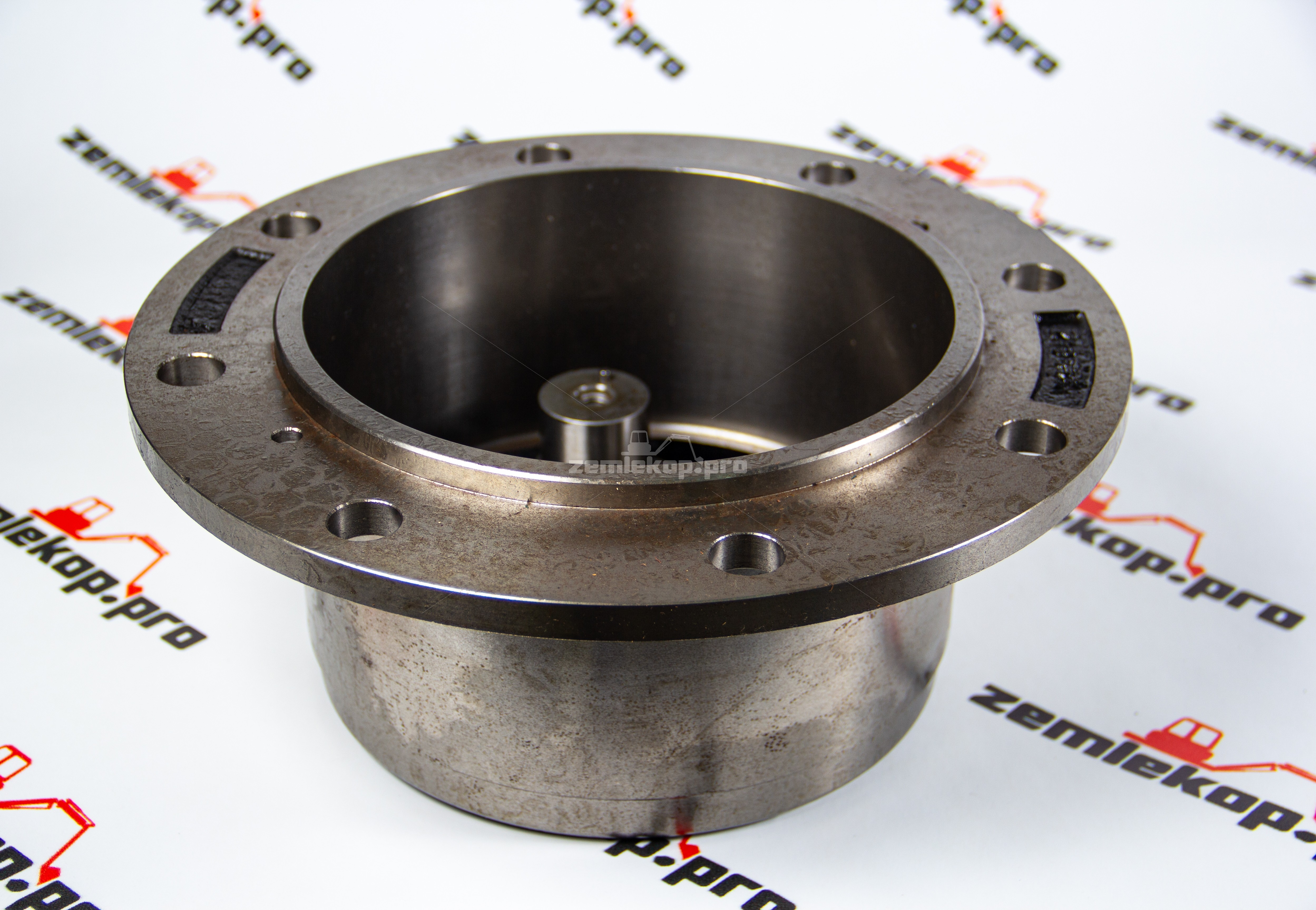 84249603 Крышка бортовой CNH