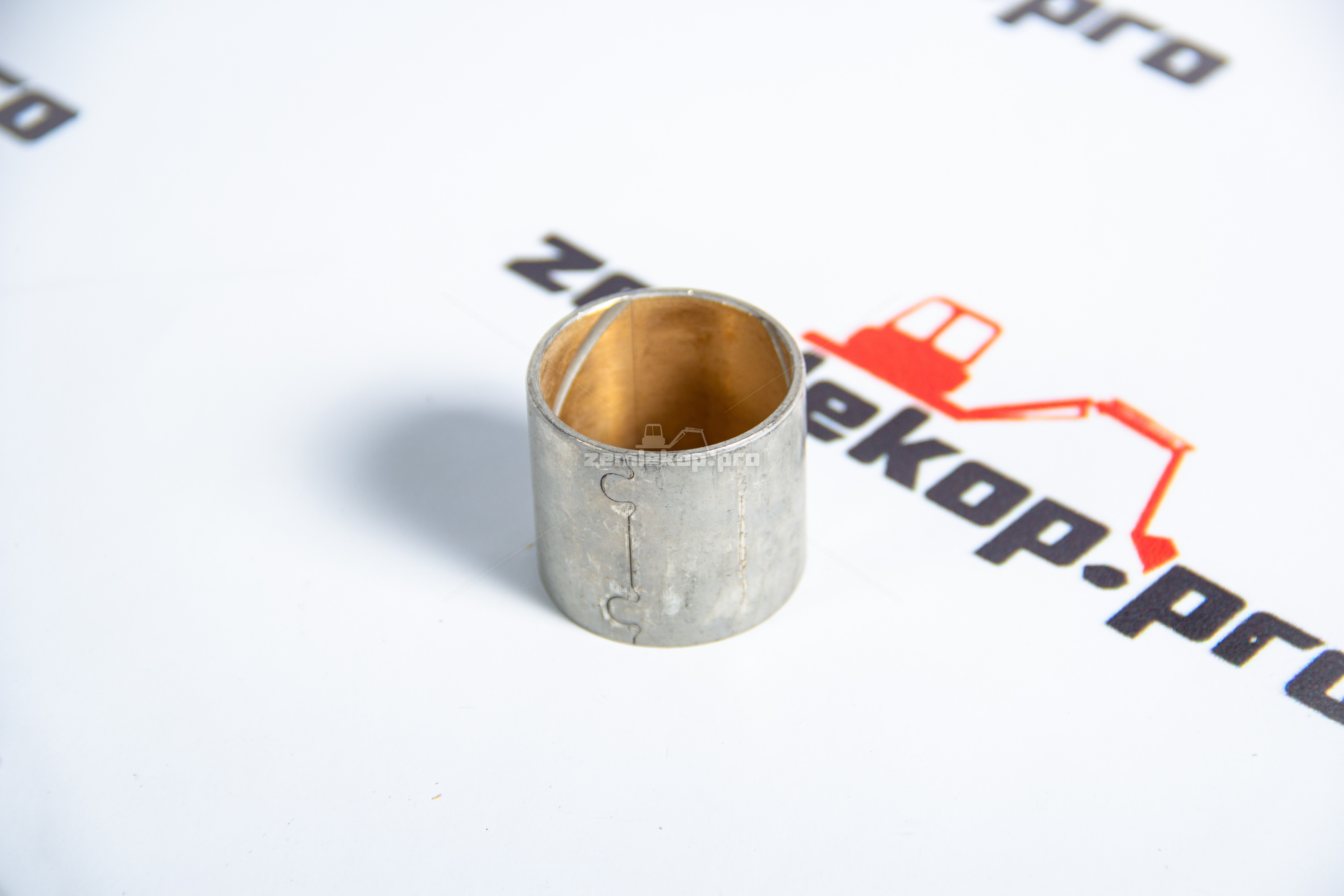 84266996 Втулка