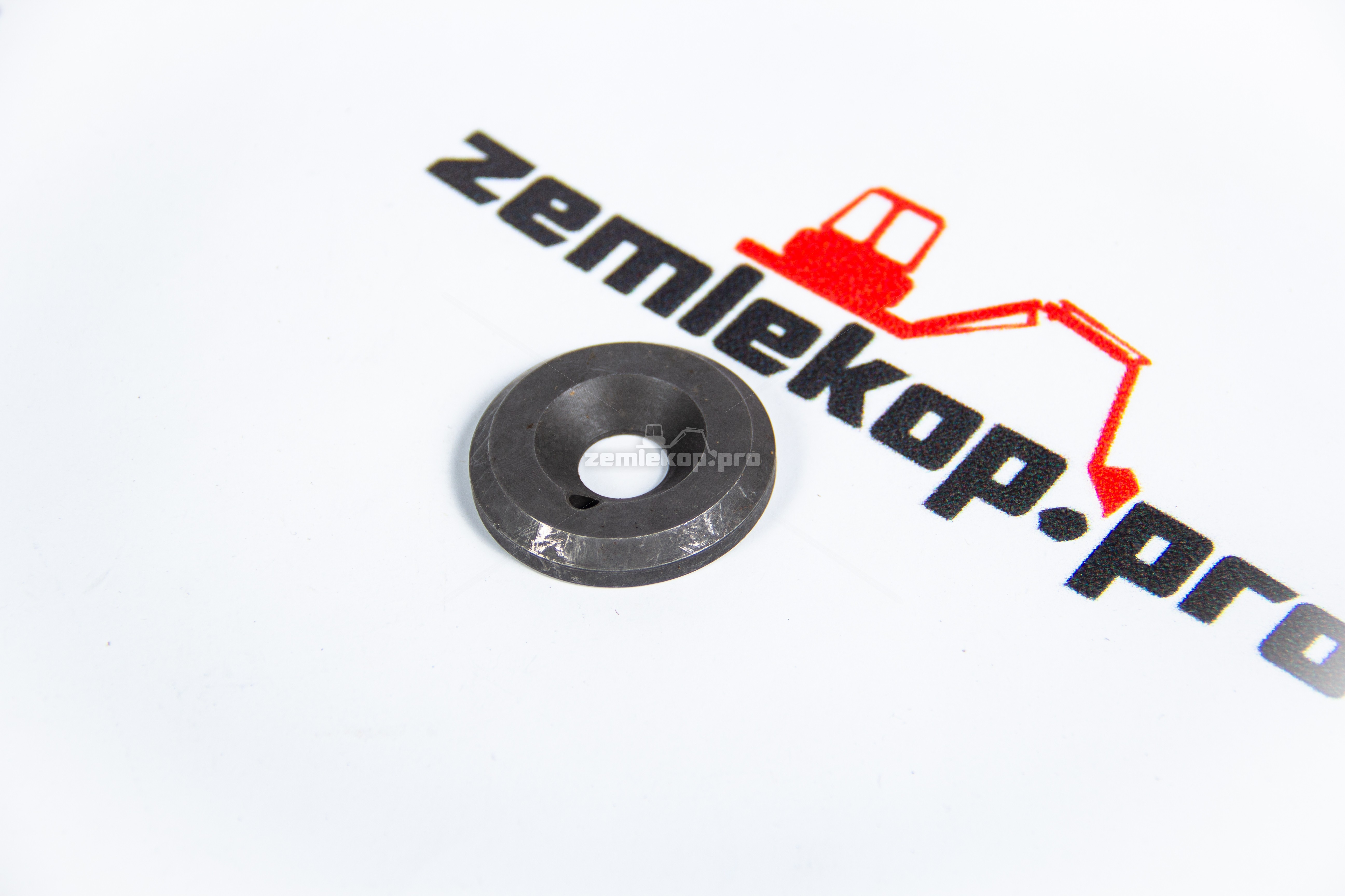 84271320 Шайба CNH