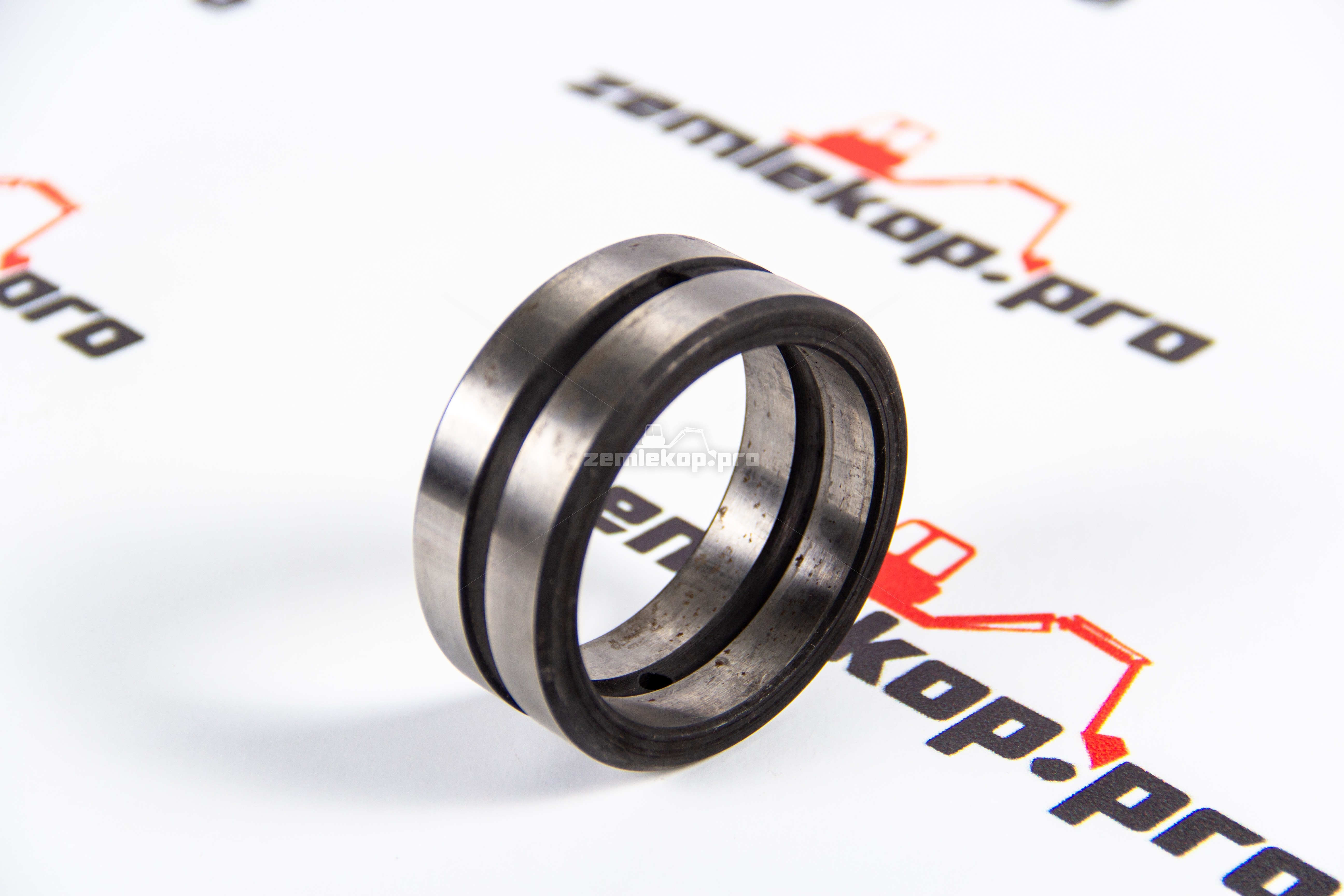 42N-6C-11180 Втулка в узел соединения погрузочной рукояти с тягами KOMATSU