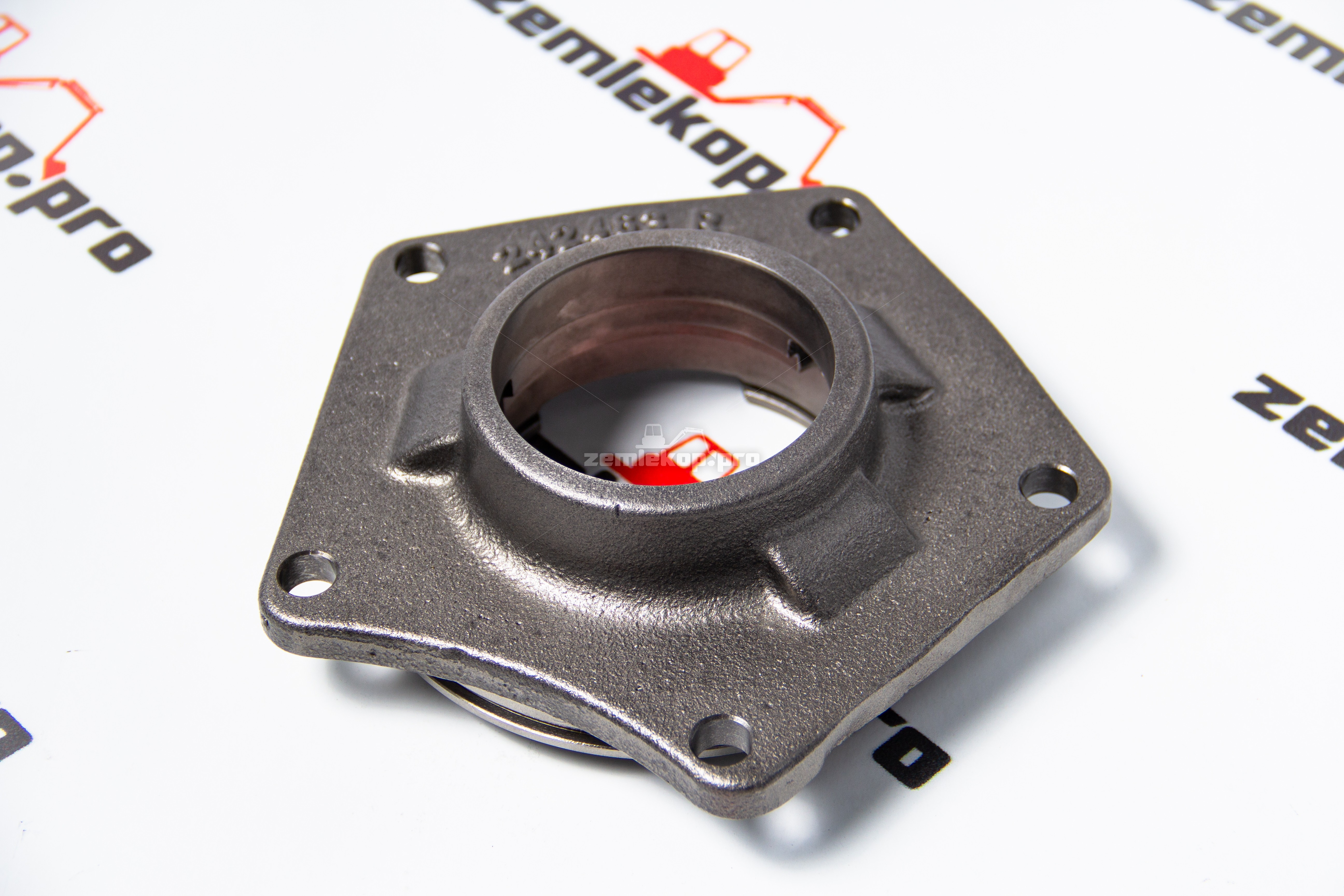 242463 Крышка гидромуфты DANA