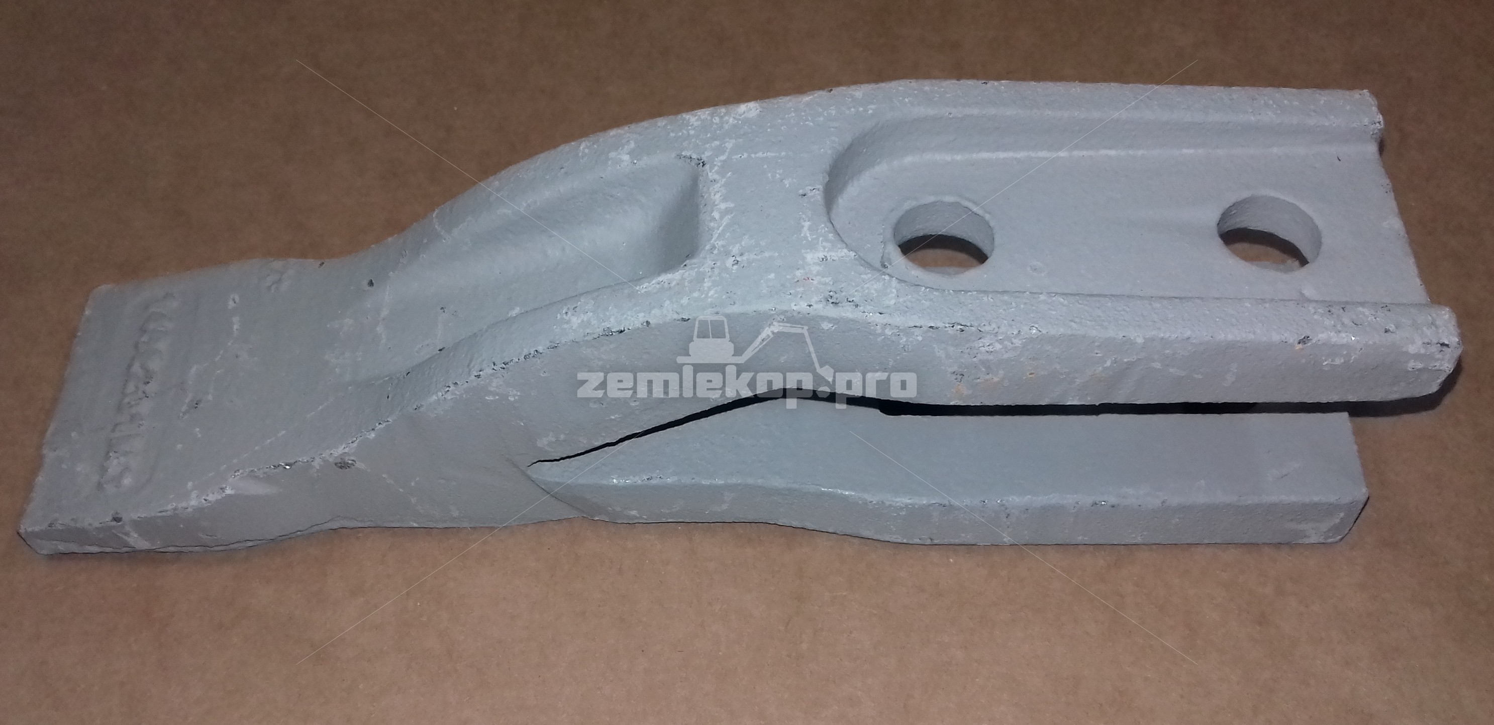 1462201M3 Зуб ковша TEREX (Россия)