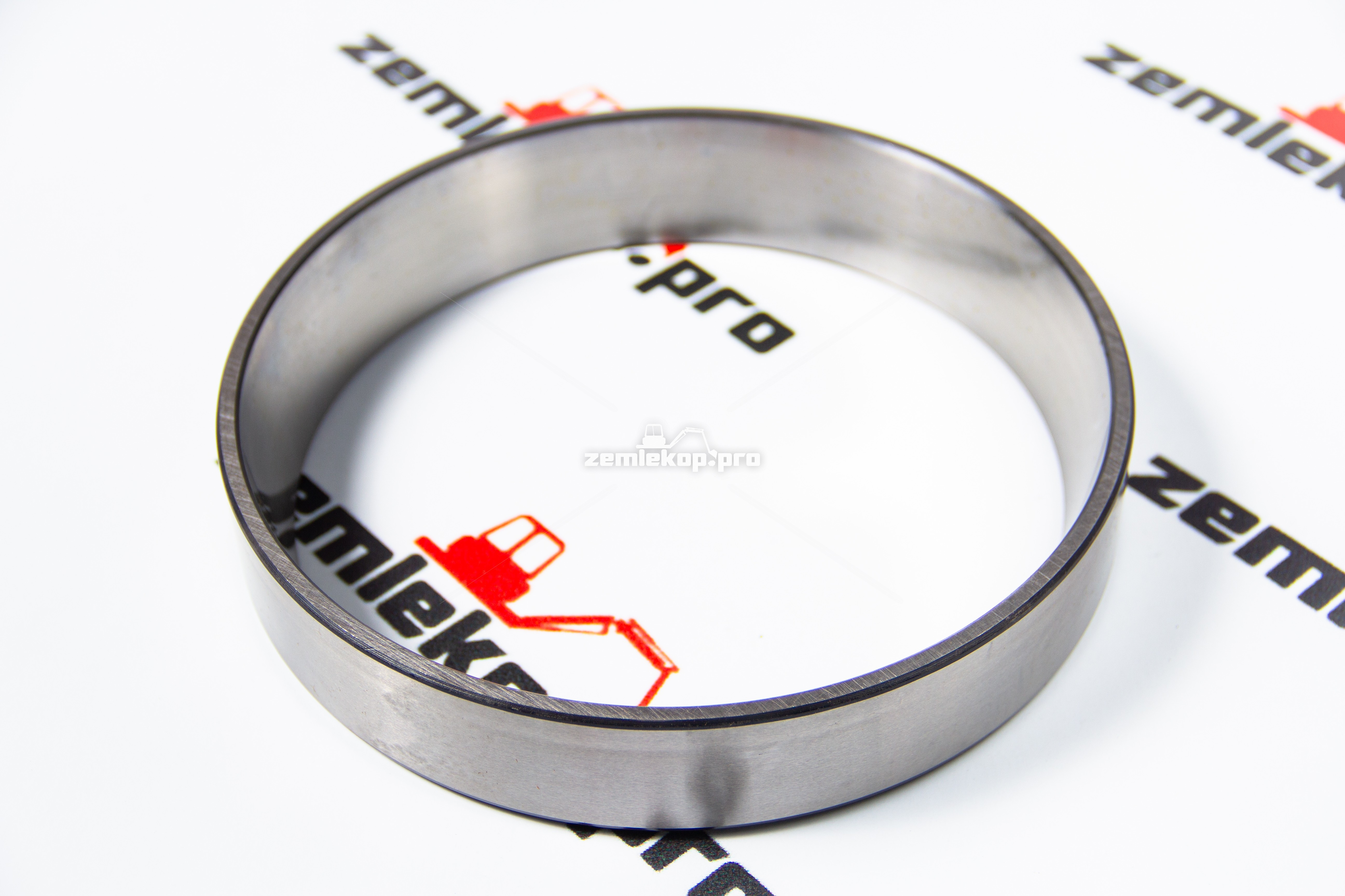 2109822 	Крышка DANA