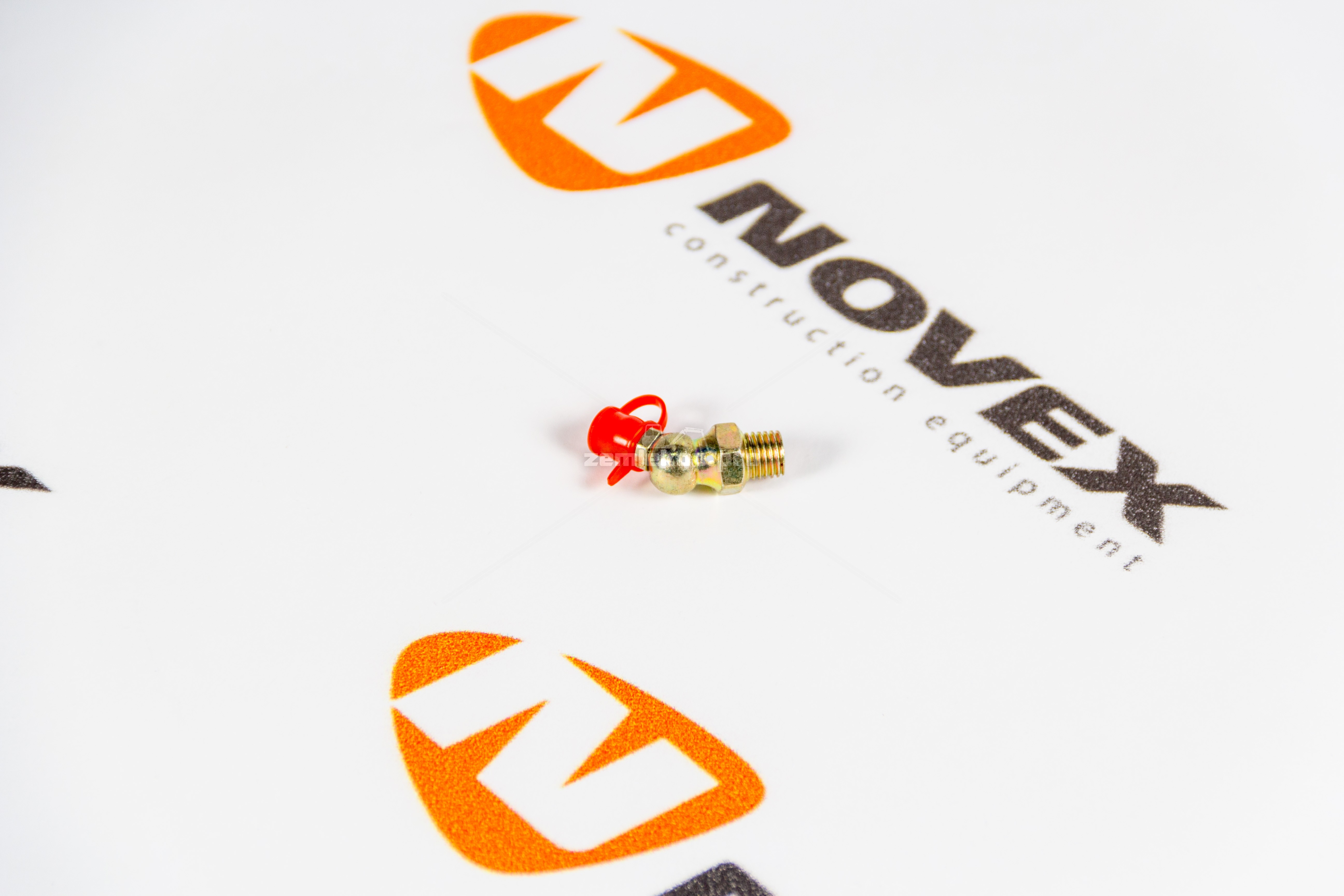 AZ9003963031 SITRAK Тавотница