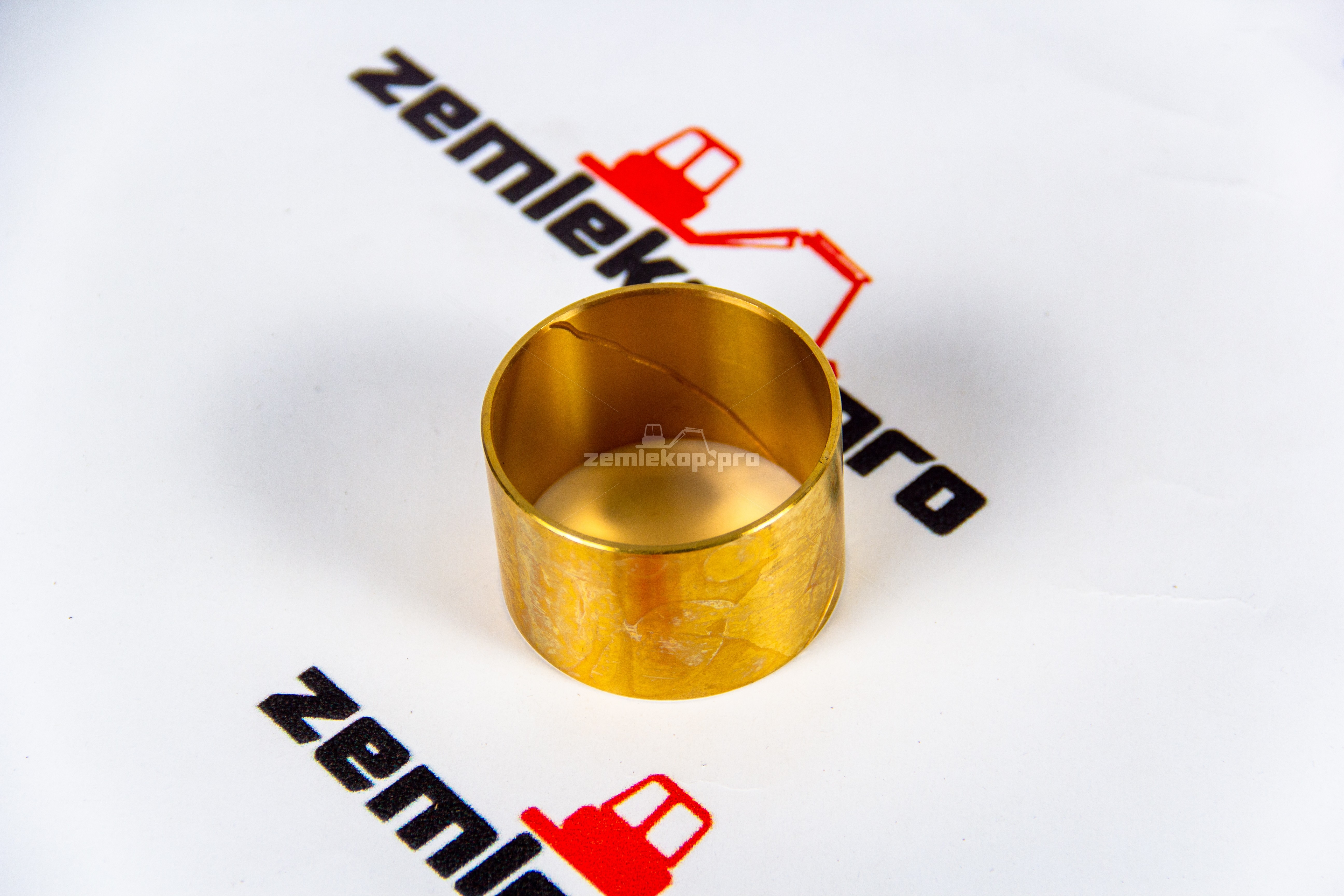 ZGAQ-02235 Втулка 11704971, 0730260621