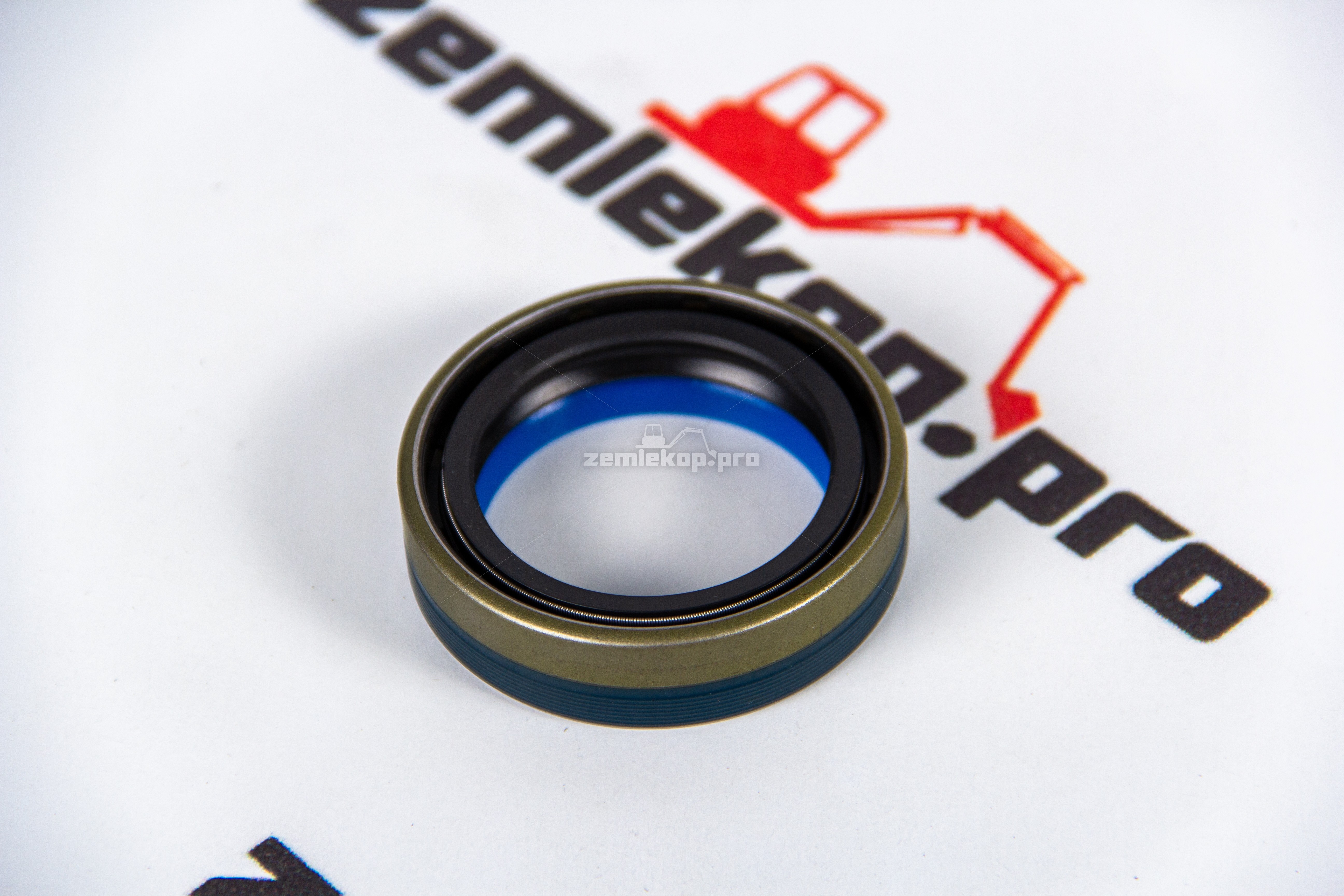 ZTAM-01047 Сальник 641735, 211.06.020.01, 703077 