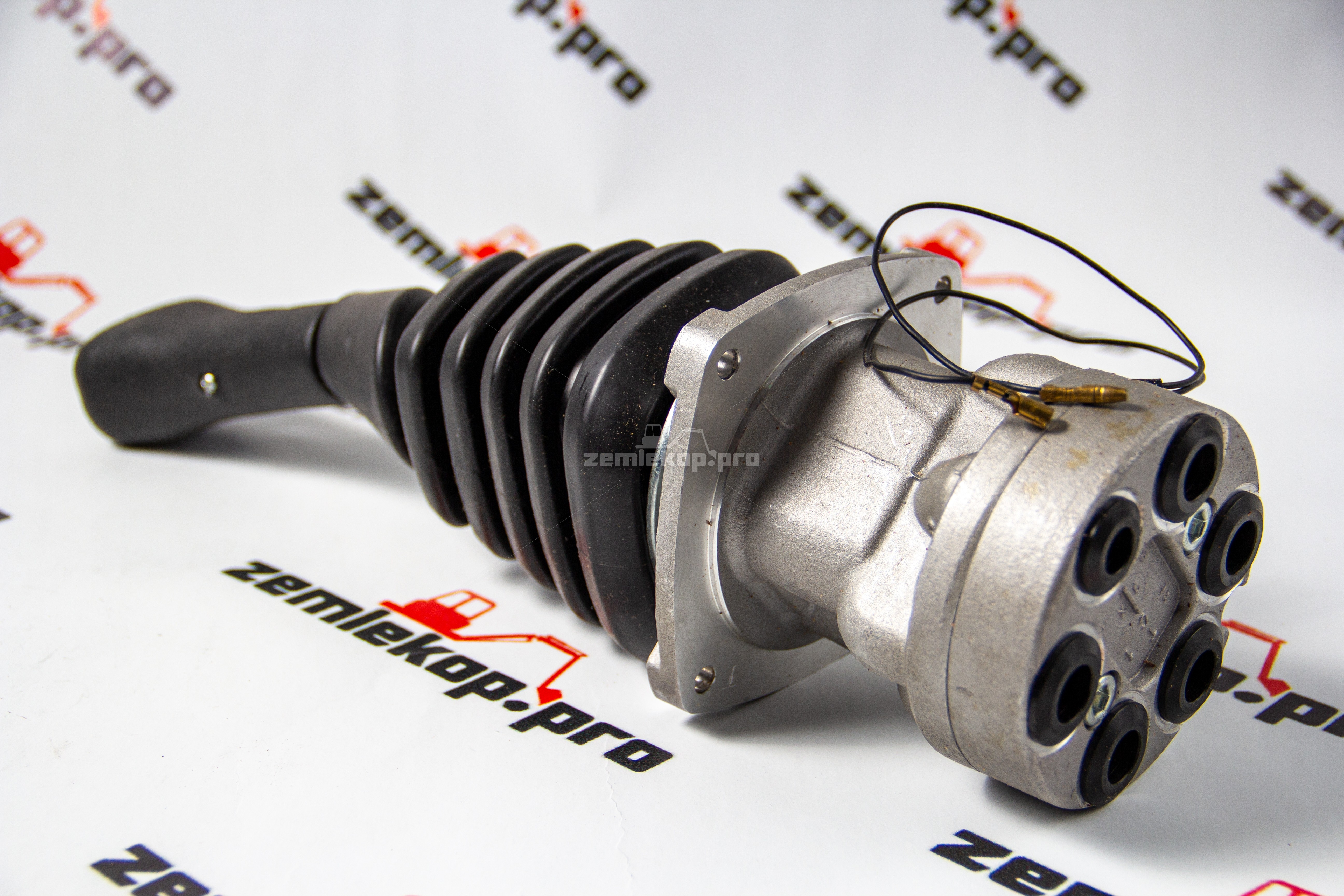 VOE14693864 Джойстик дистанционного управления VOLVO