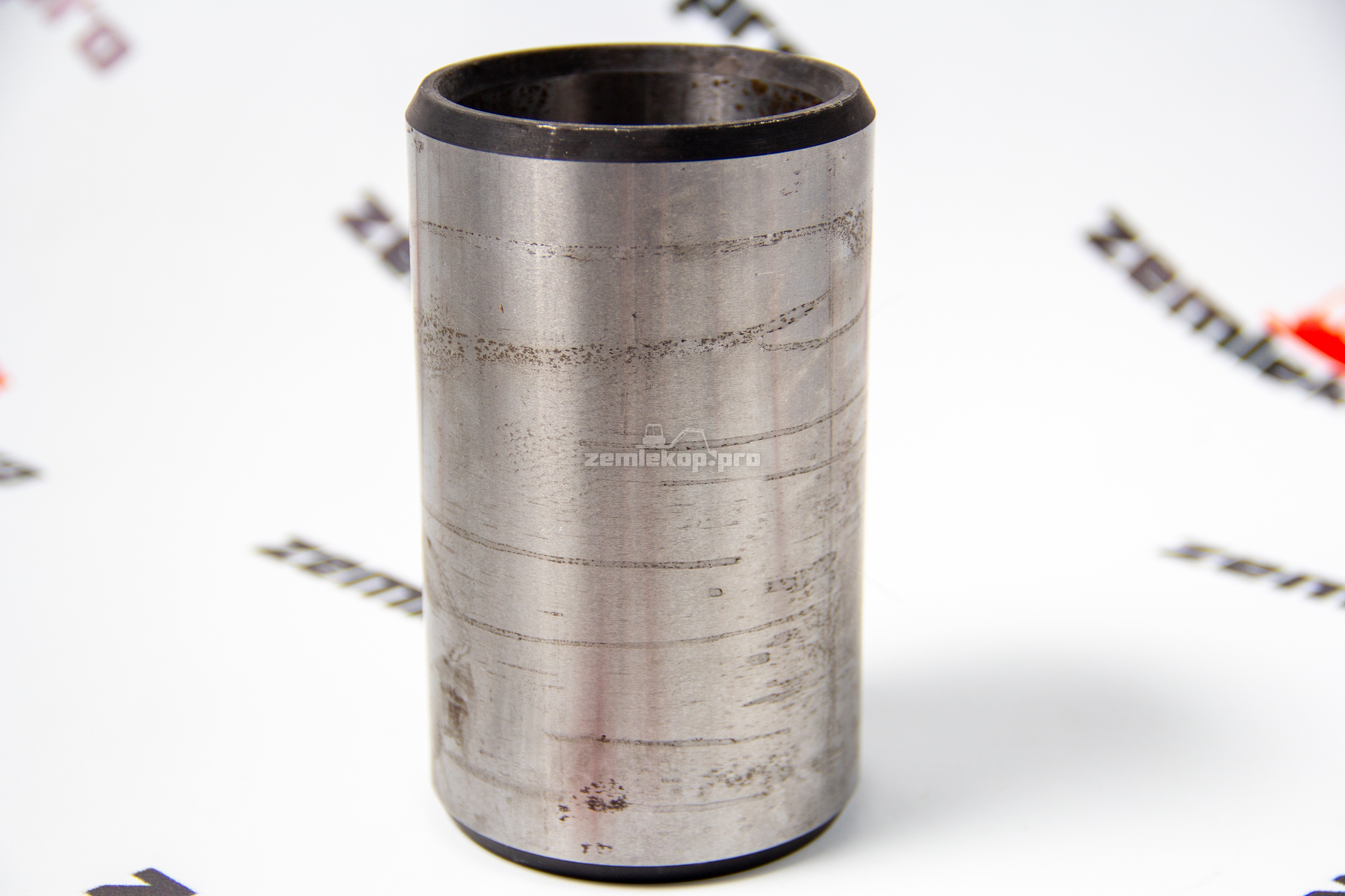 15606200 Втулка в раму VOLVO