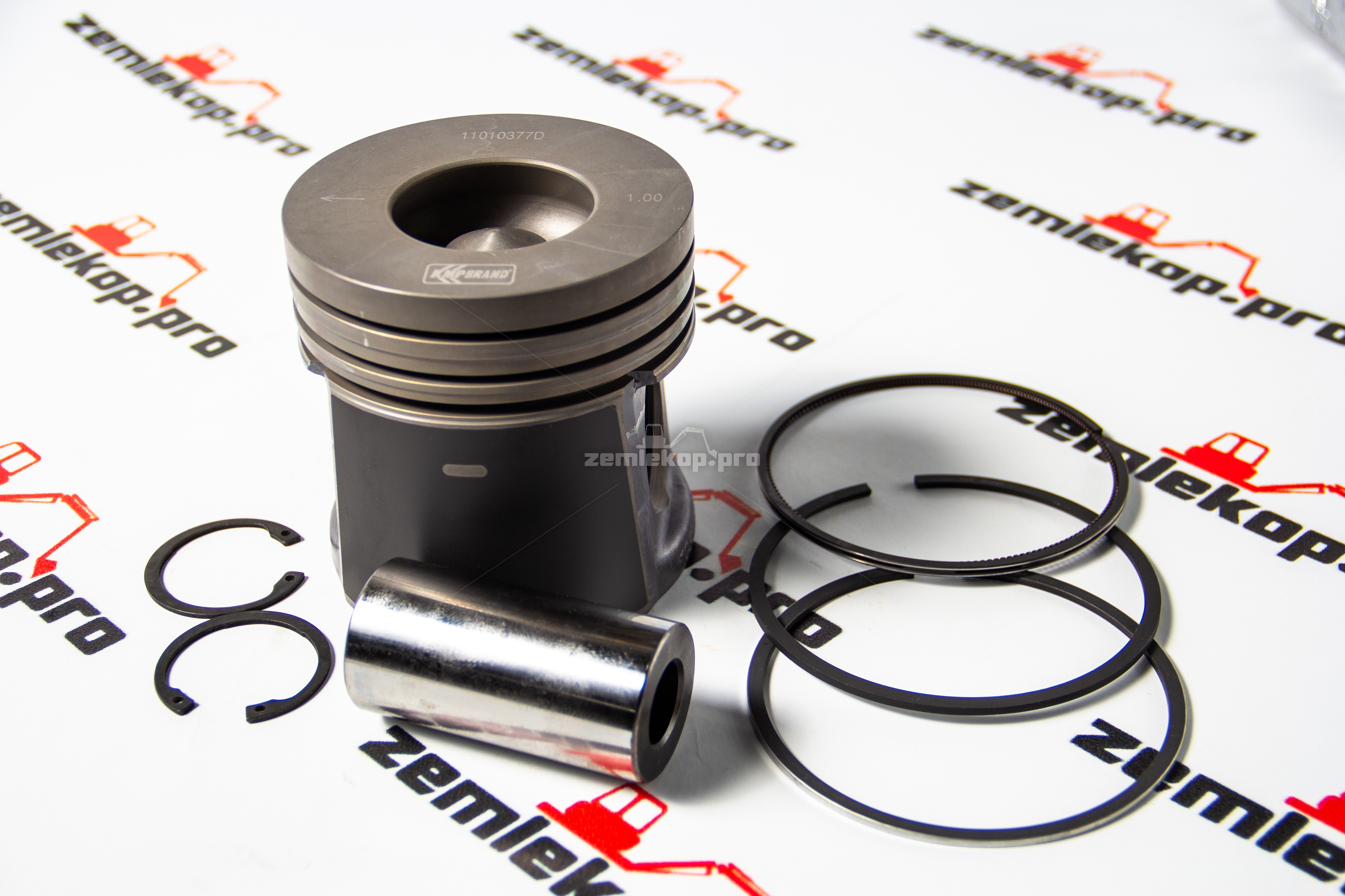4115P013 Поршень в сборе KMP