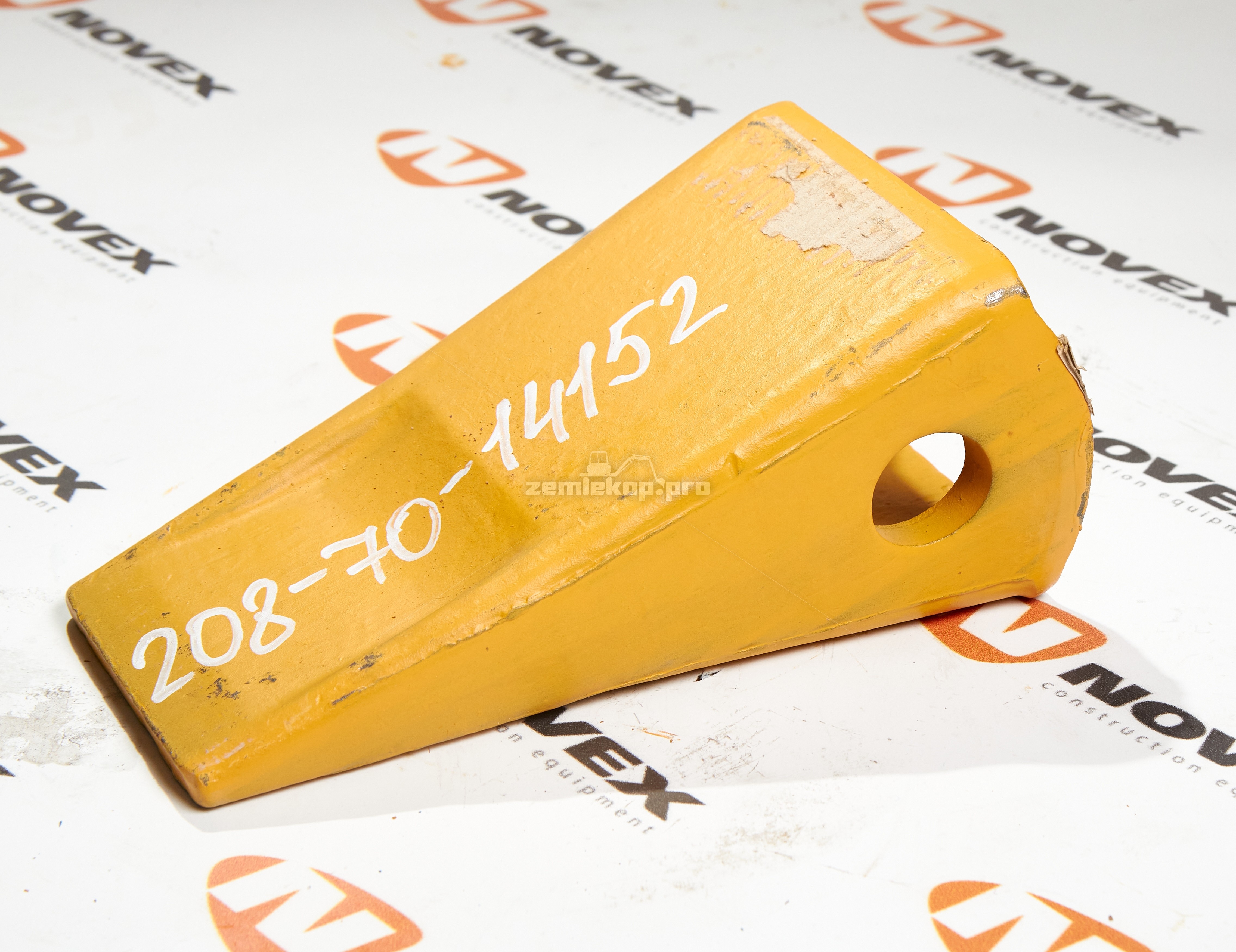 208-70-14152 Коронка ковша