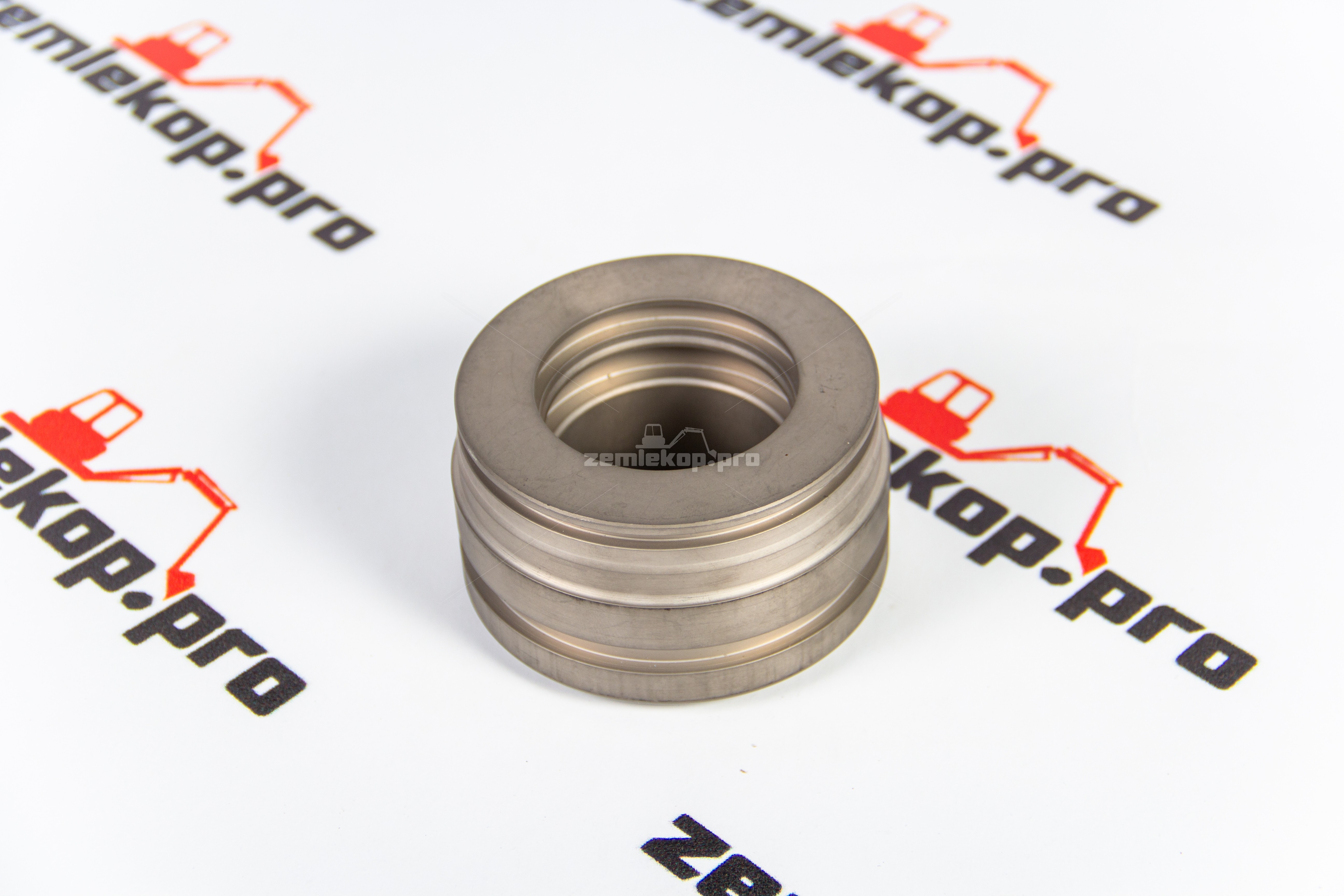 0501328420 Втулка ZF K9001521