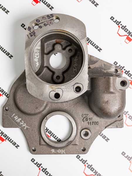 148775 Крышка КПП