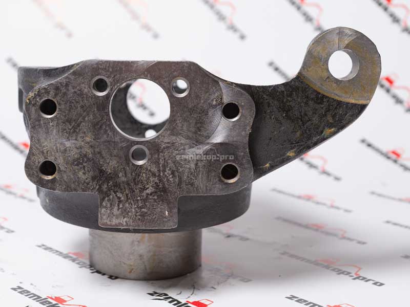 405931 Кулак поворотный