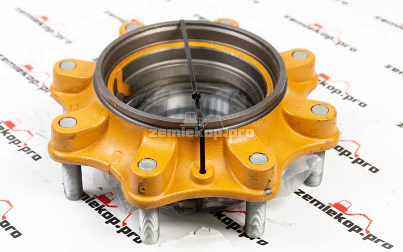 423535 Ступица