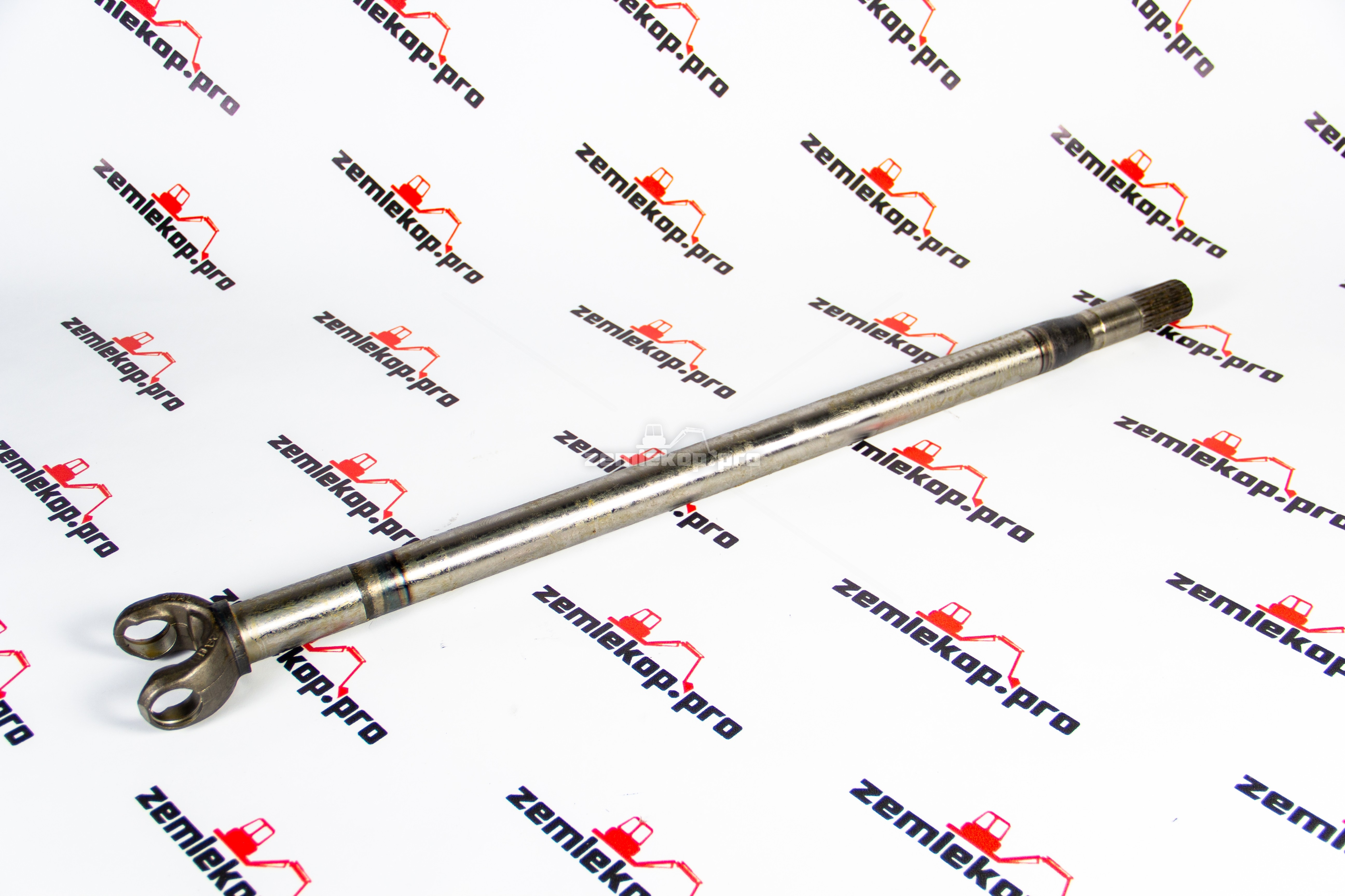 48686 Полуось