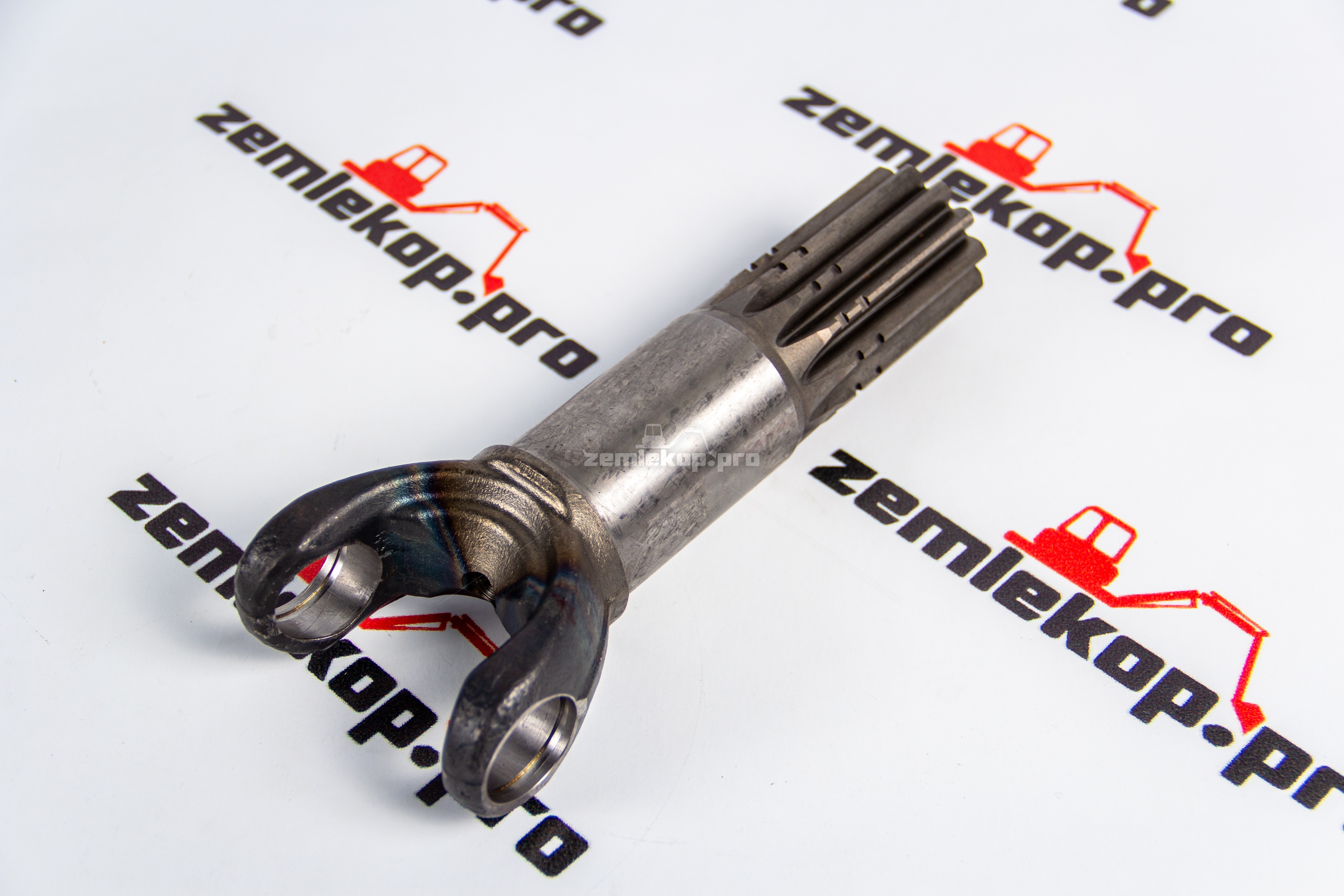 87306929^ 87306929 Вал