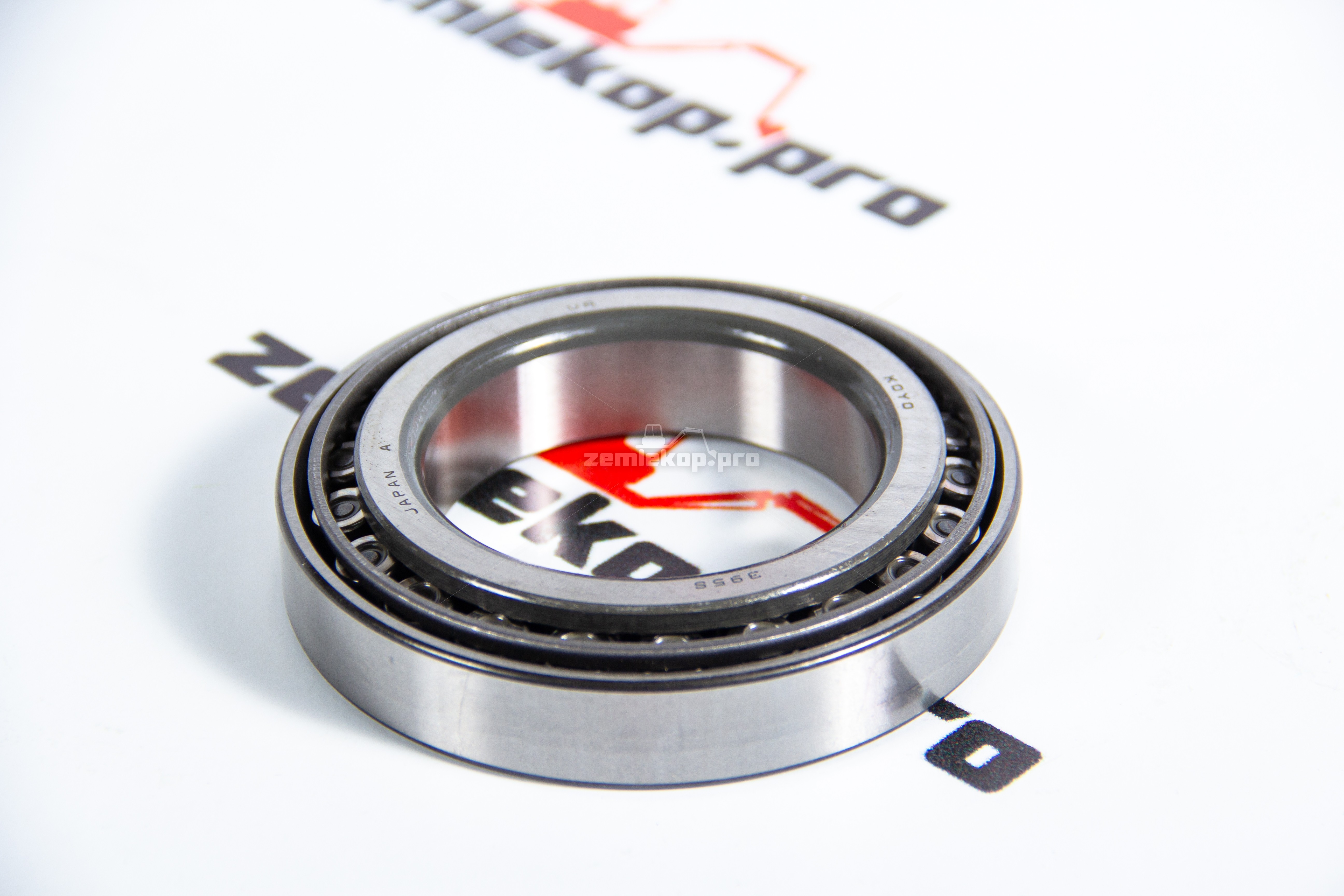 82958861 Подшипник CNH 81818397