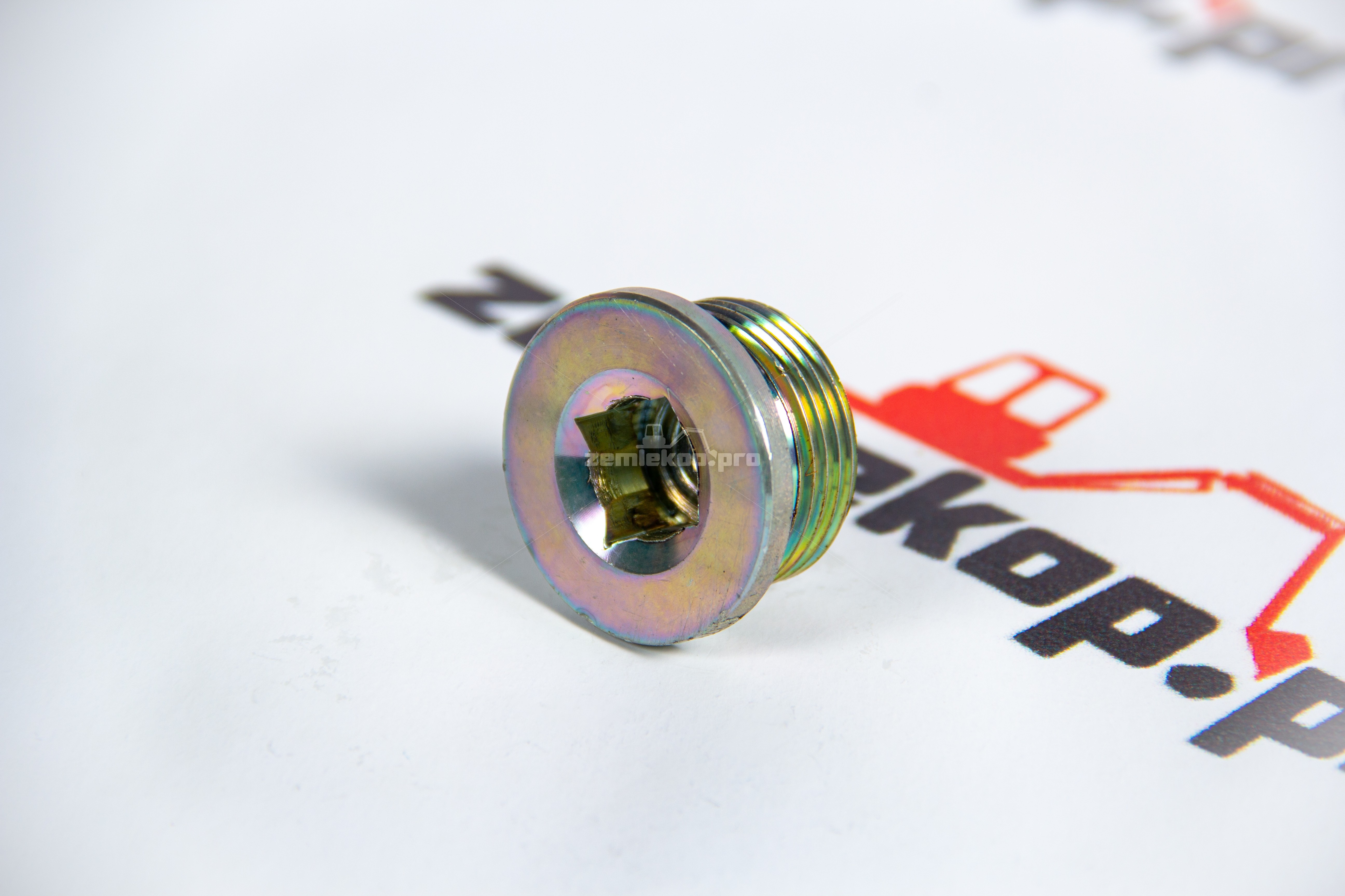 84271945 Пробка сливная