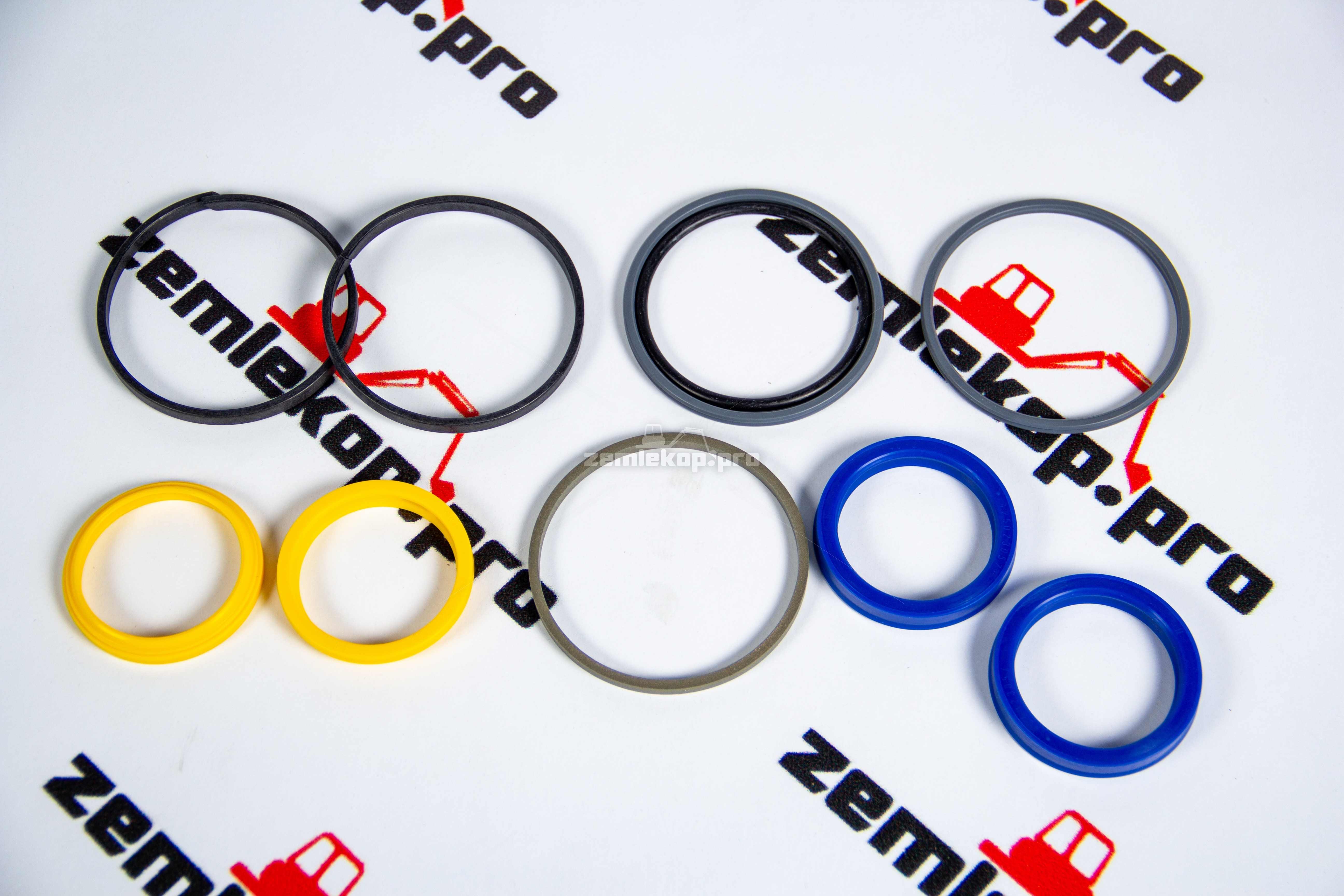 84331720 Ремкомплект рулевого цилиндра