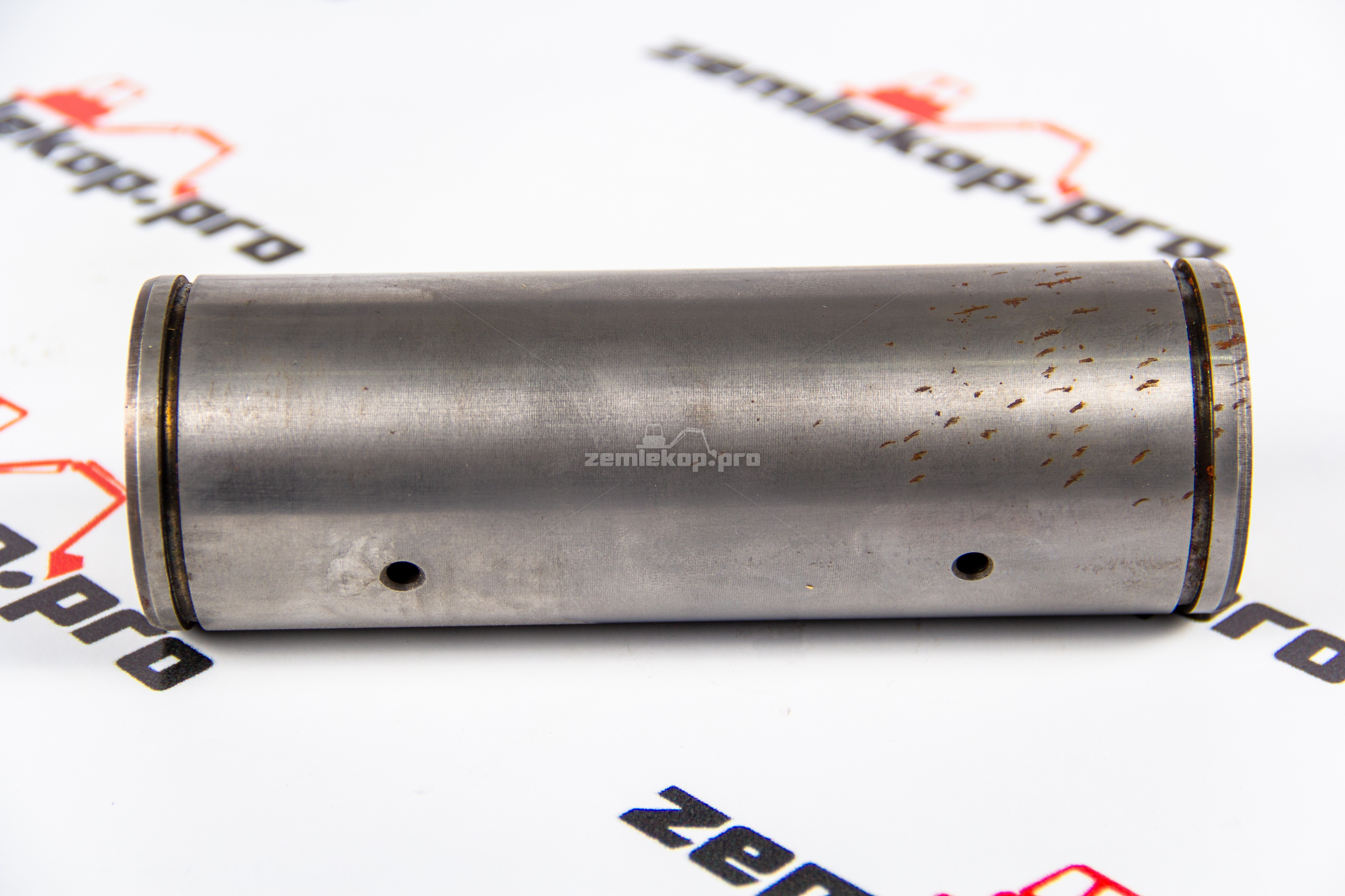 42N-70-11210 Палец крепления штока г/ц подъема к погрузочной рукояти KOMATSU