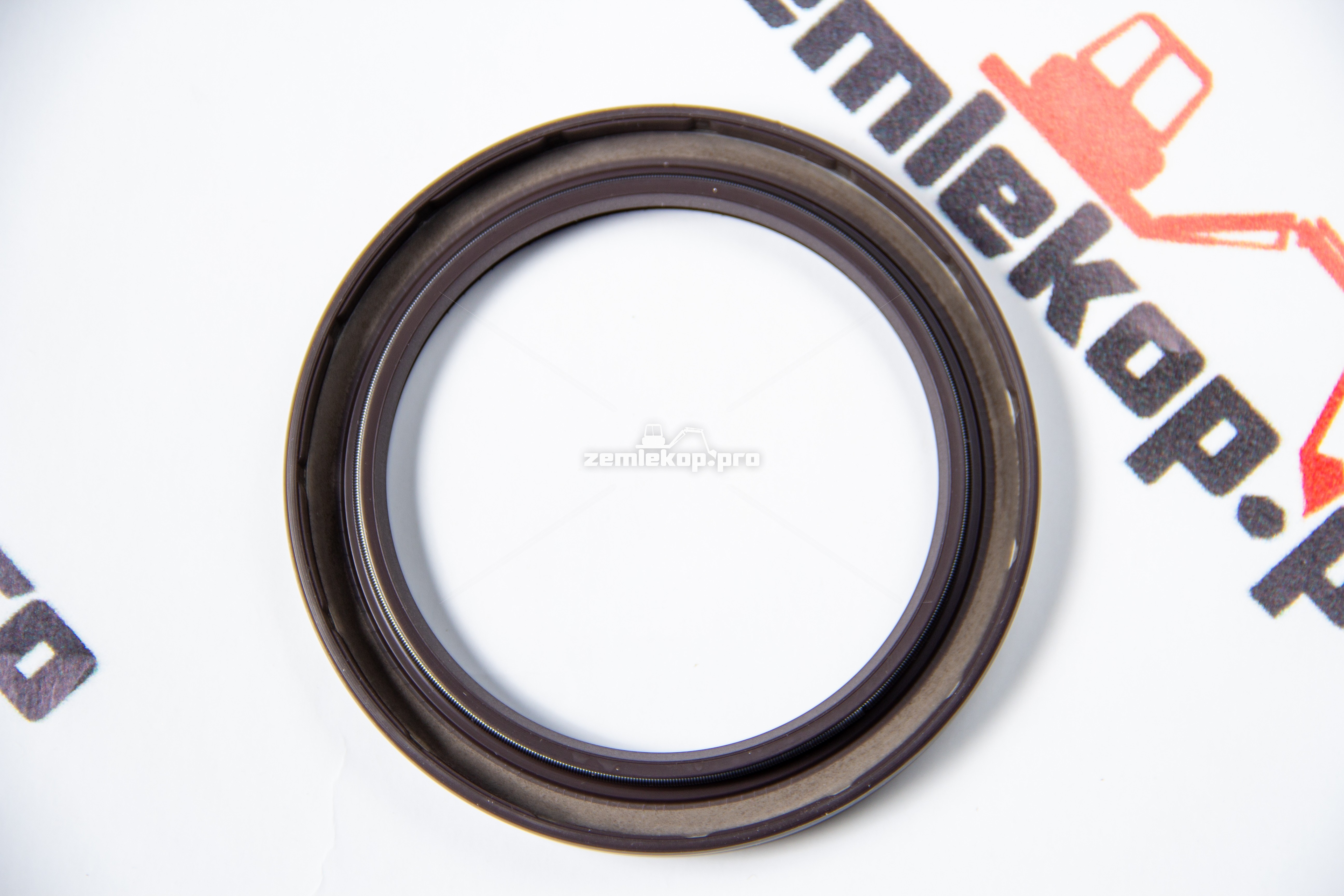 001.03.3588 Сальник DANA