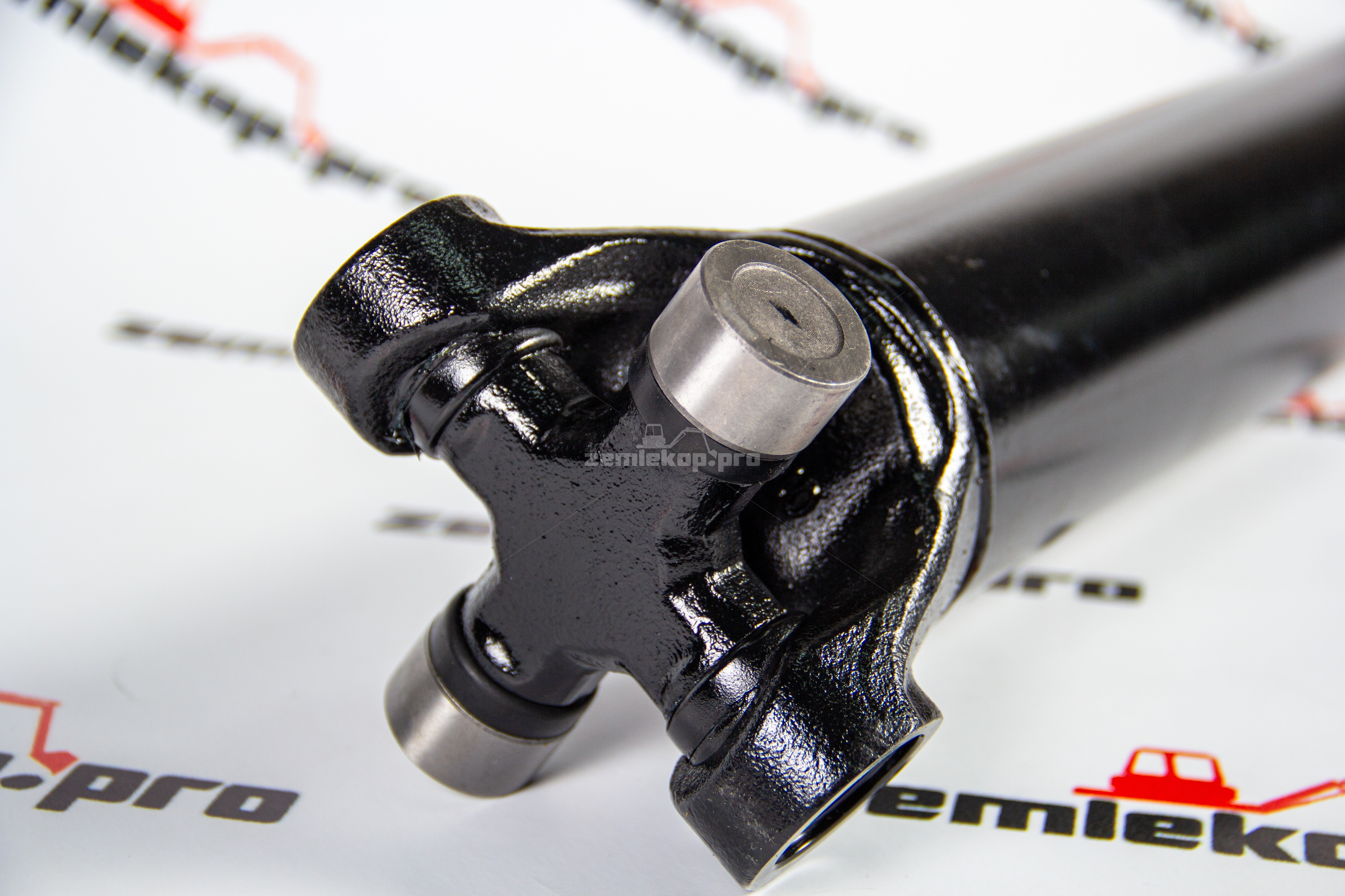 DAS120-6001 Карданный вал D-12011-00, 42N-20-11400, 42N-20-11410, 42N-20-11412 (WB93S-5)