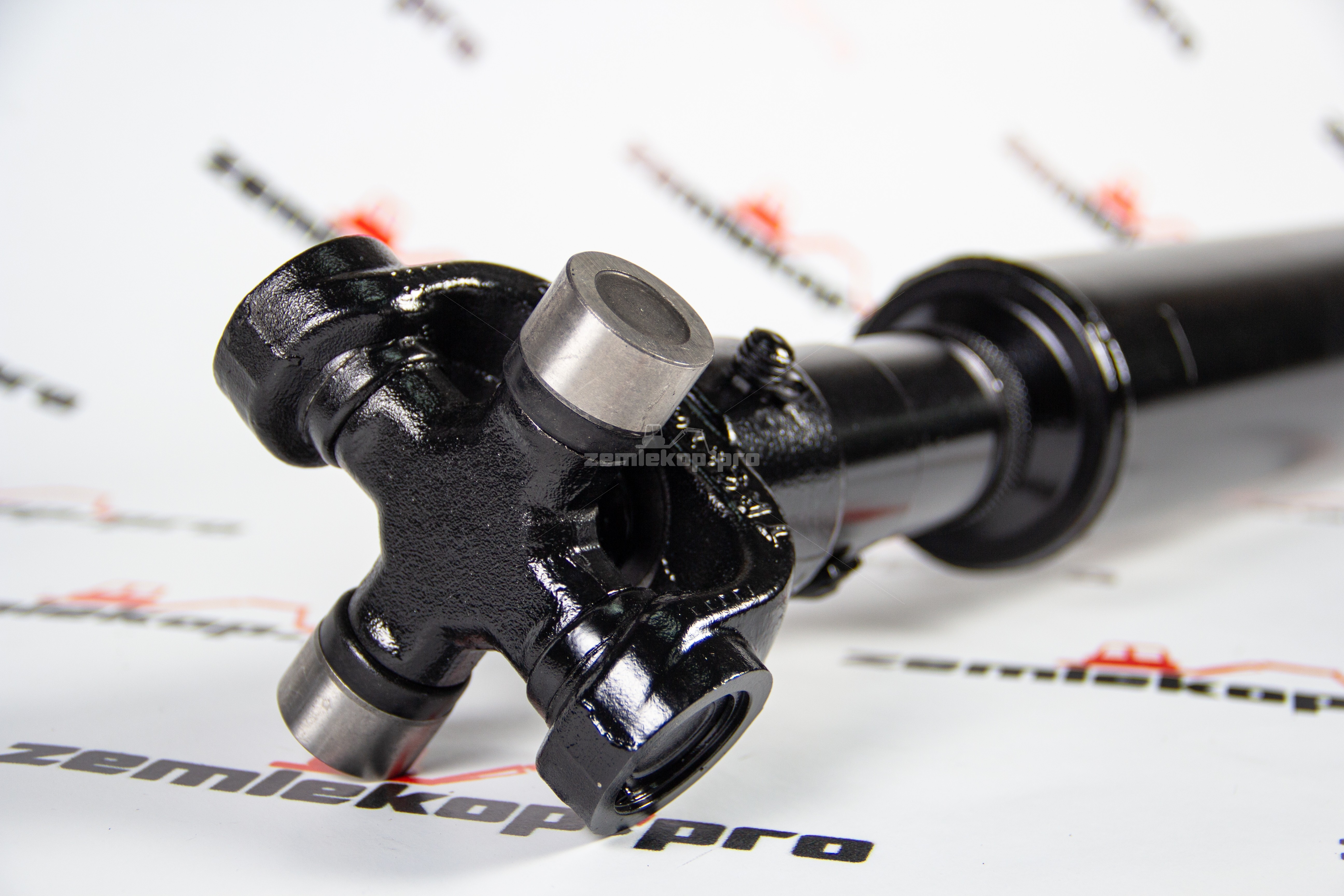 DAS160-7601 Карданный вал 84120462