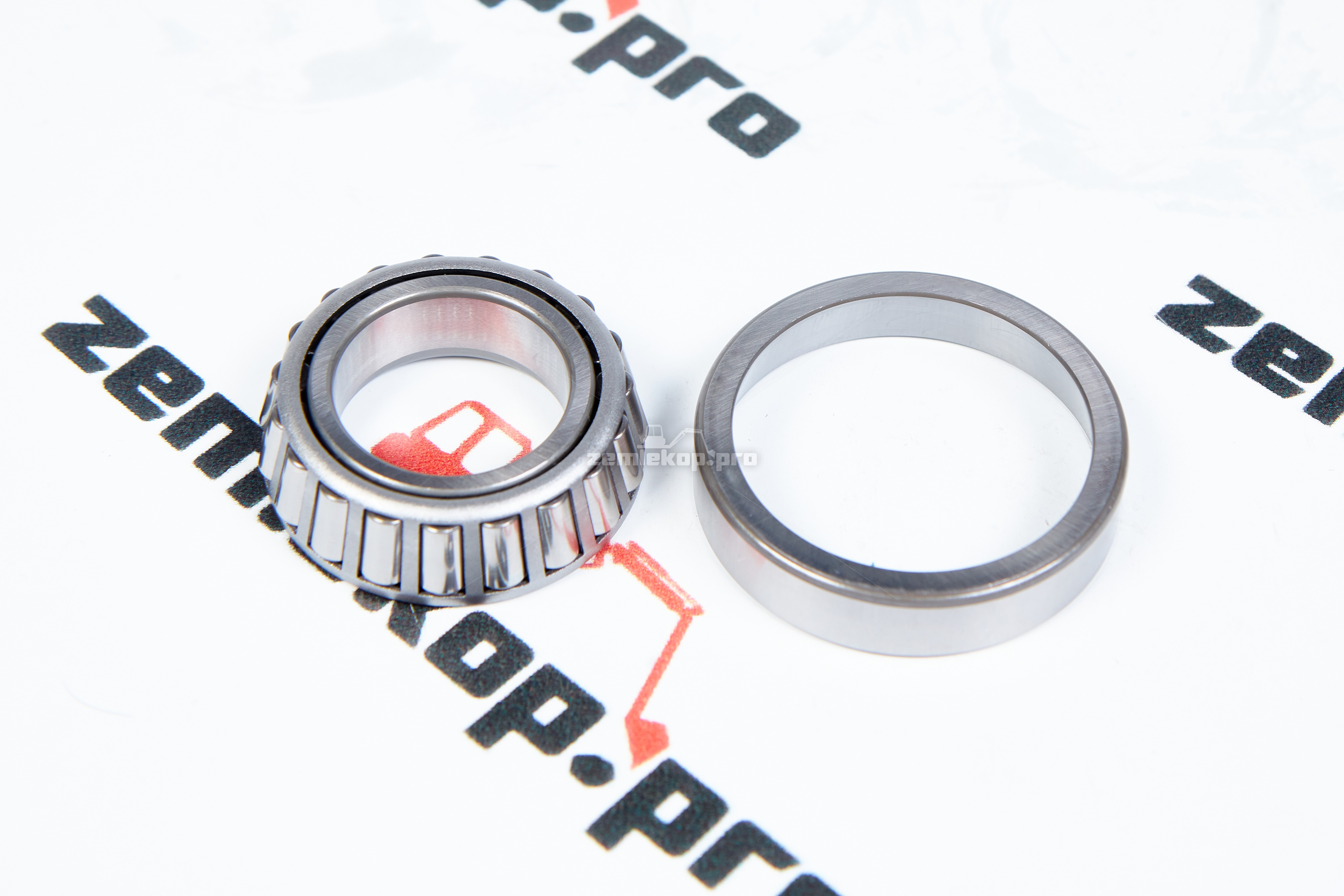 4661202016 Подшипник (US) ZF AT339915