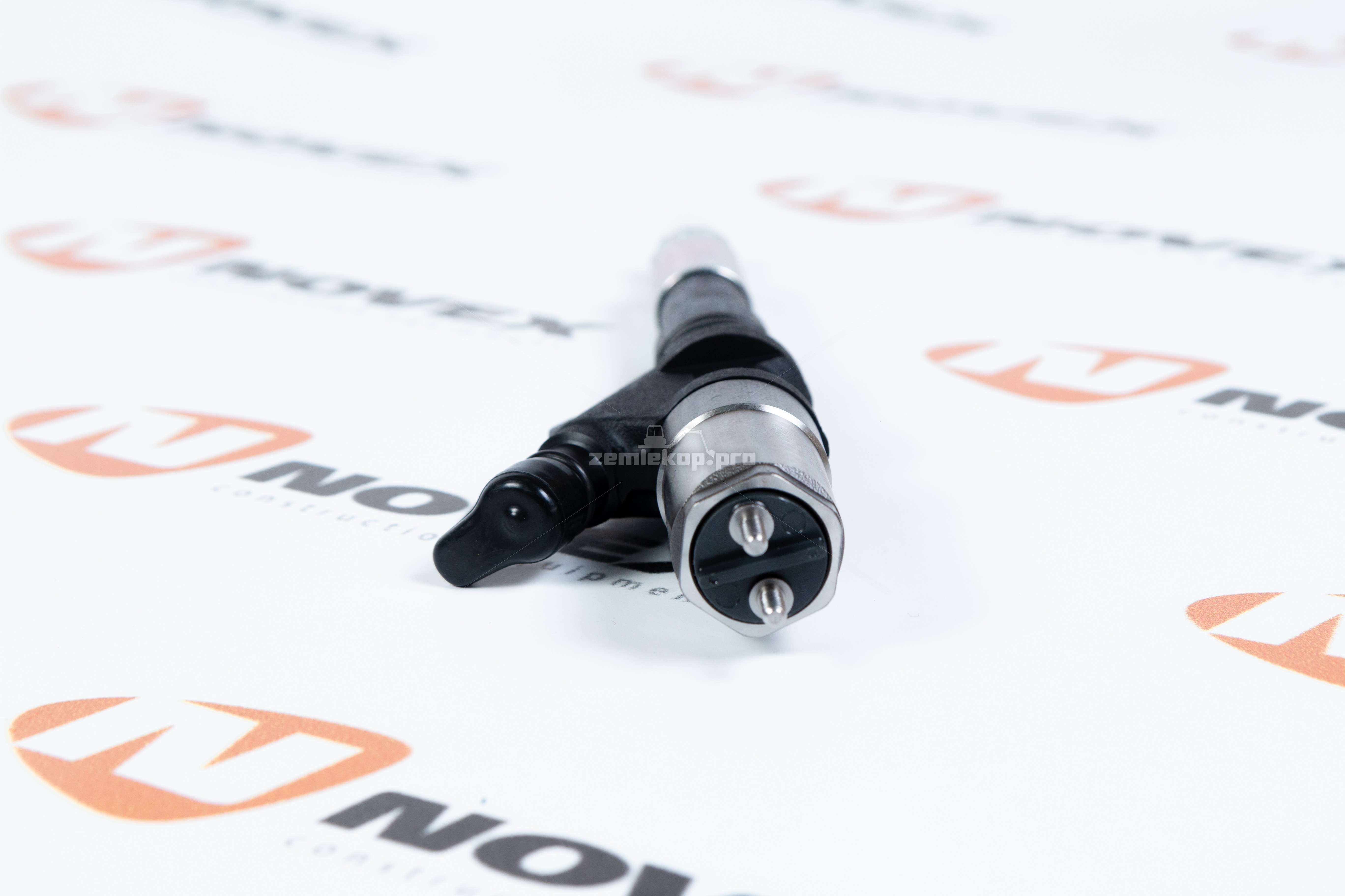 6156-11-3300 Форсунка