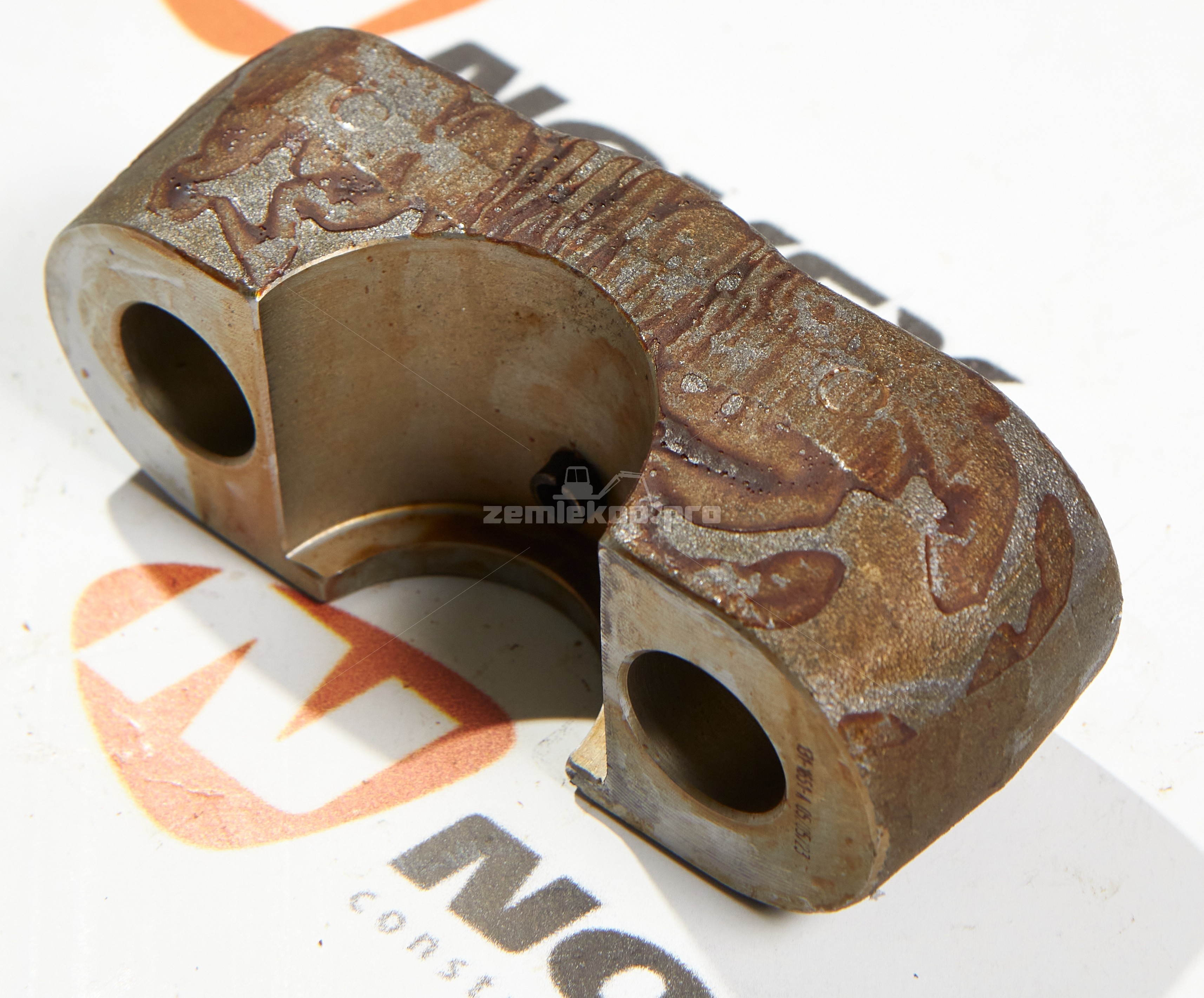 131-1651 Крышка