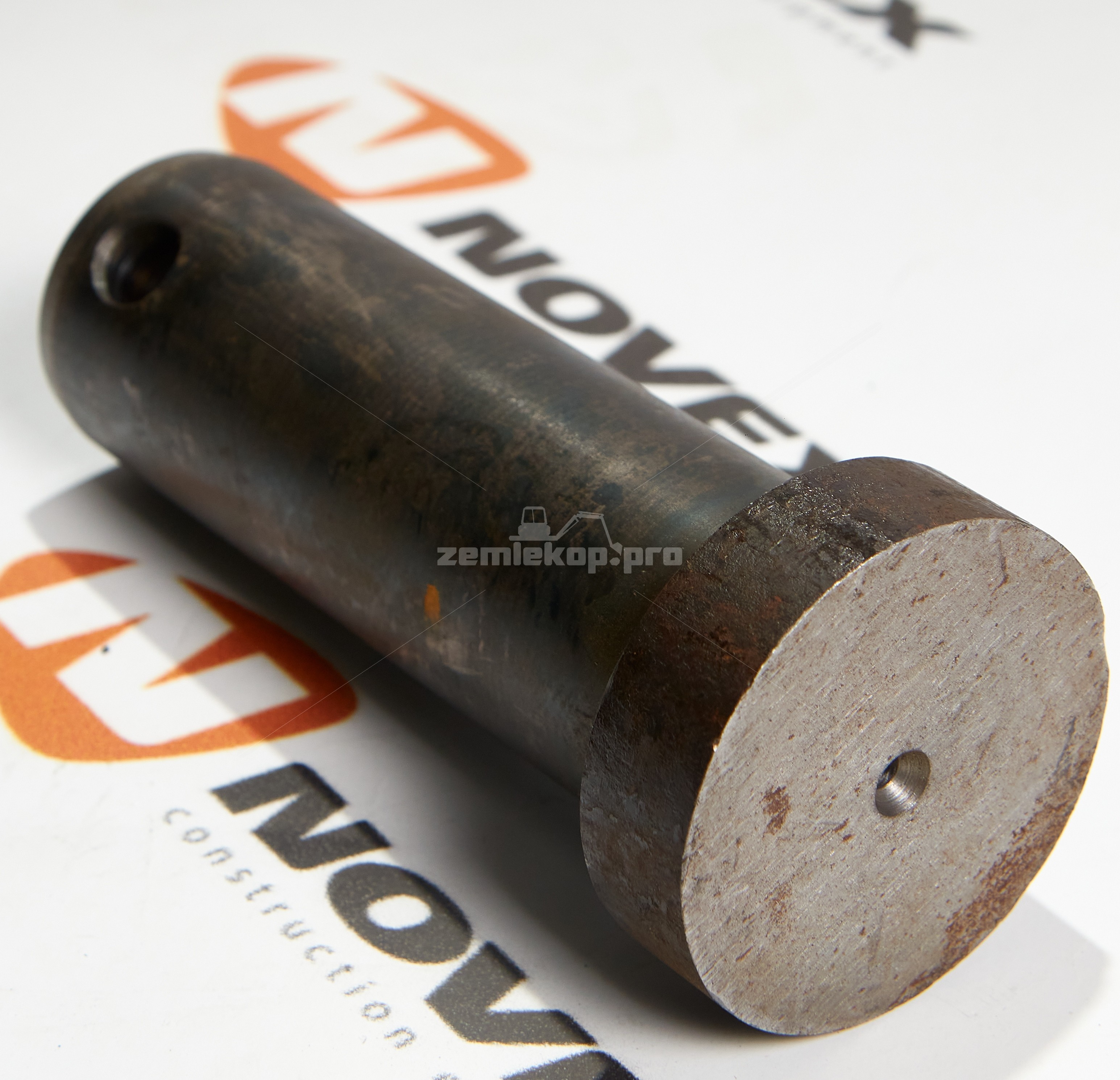 144-817-3161 Палец