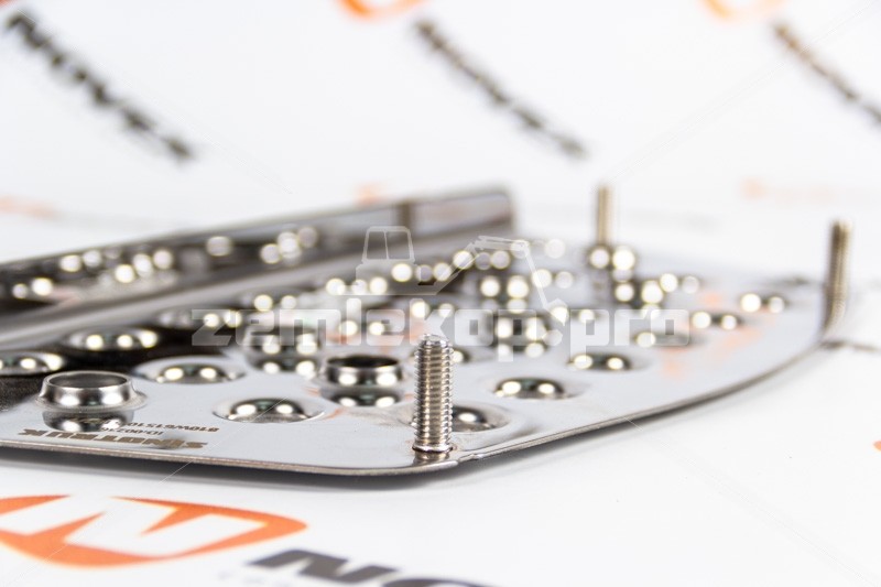 810W61510-5187 Ступенька подножки нижняя