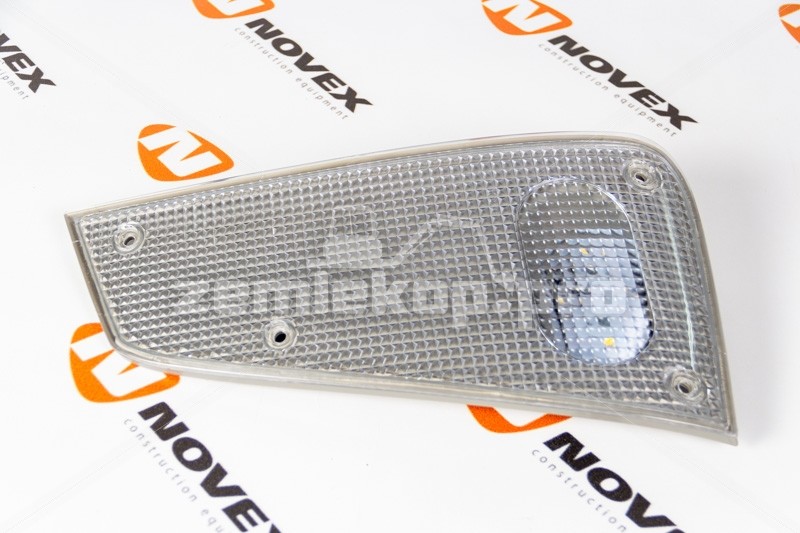 812W25260-6002 SITRAK Фонарь габаритный правый передний 
