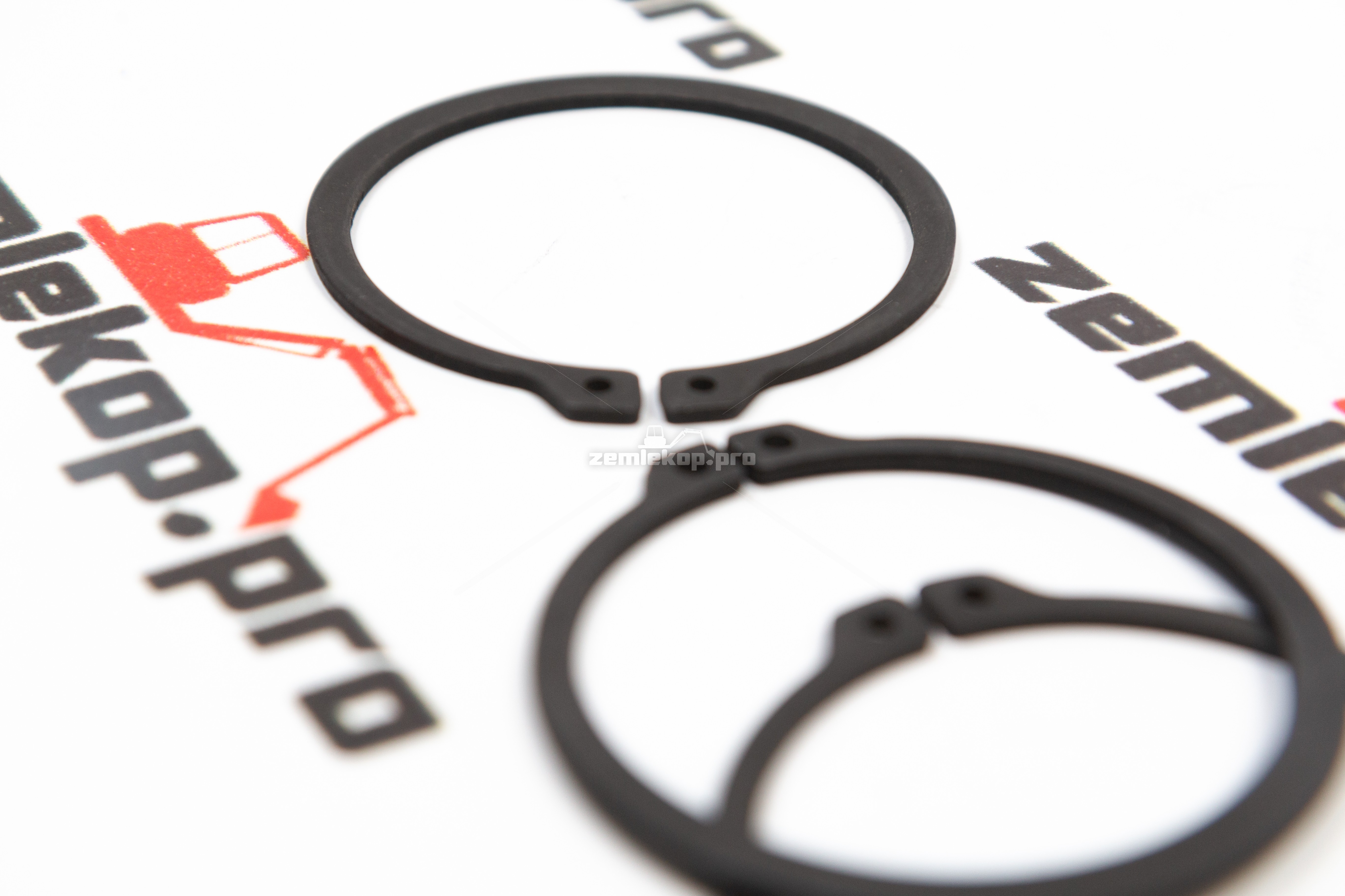 002.01.0636 Кольцо фиксатор DANA