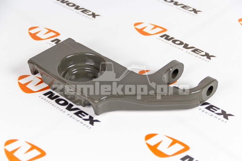 WG9925522137 SITRAK Кронштейн правой передней рессоры