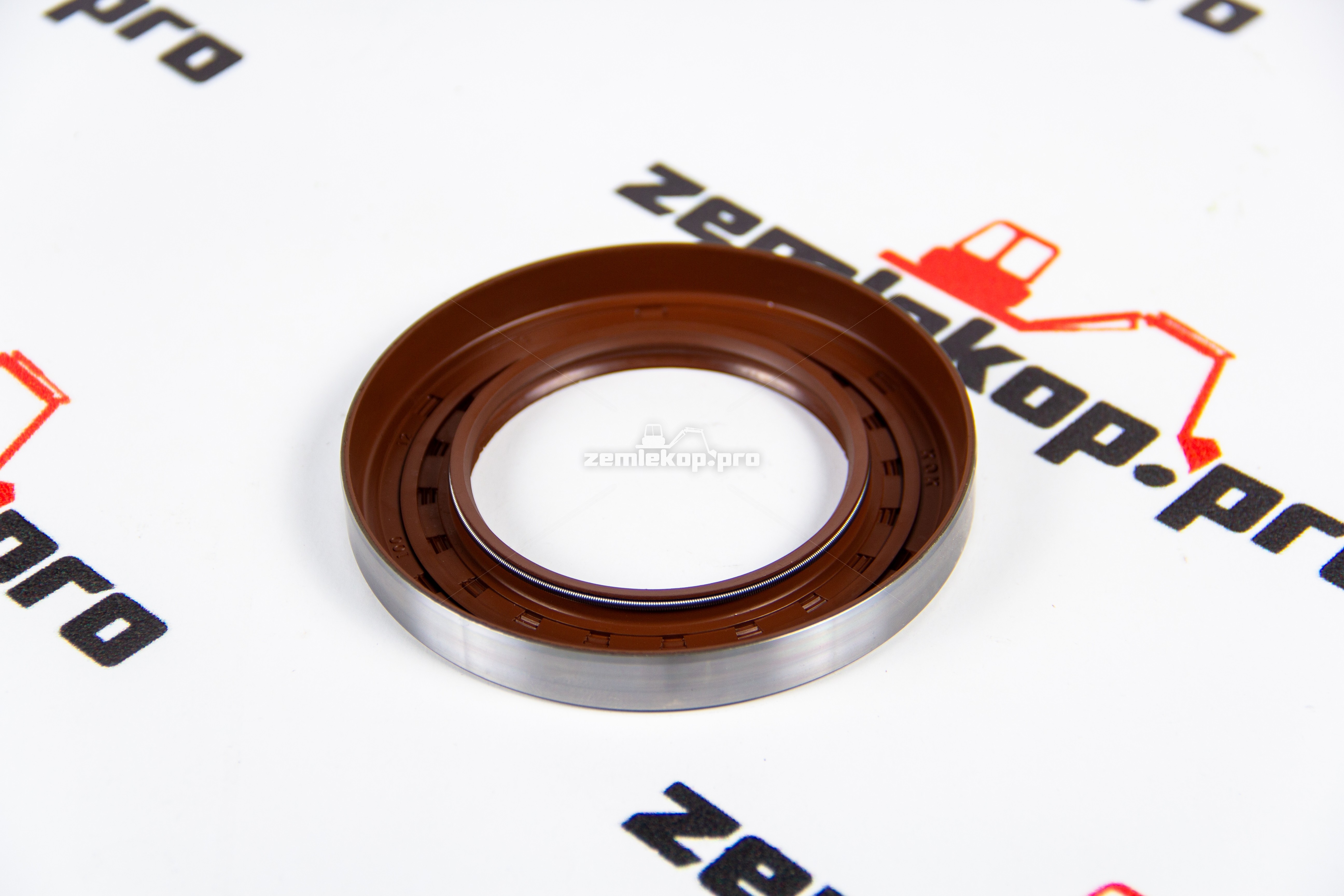 001.13.4015 Сальник DANA