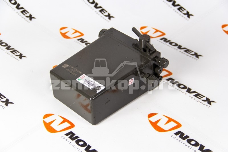811W41723-6008 SITRAK Насос подъема кабины