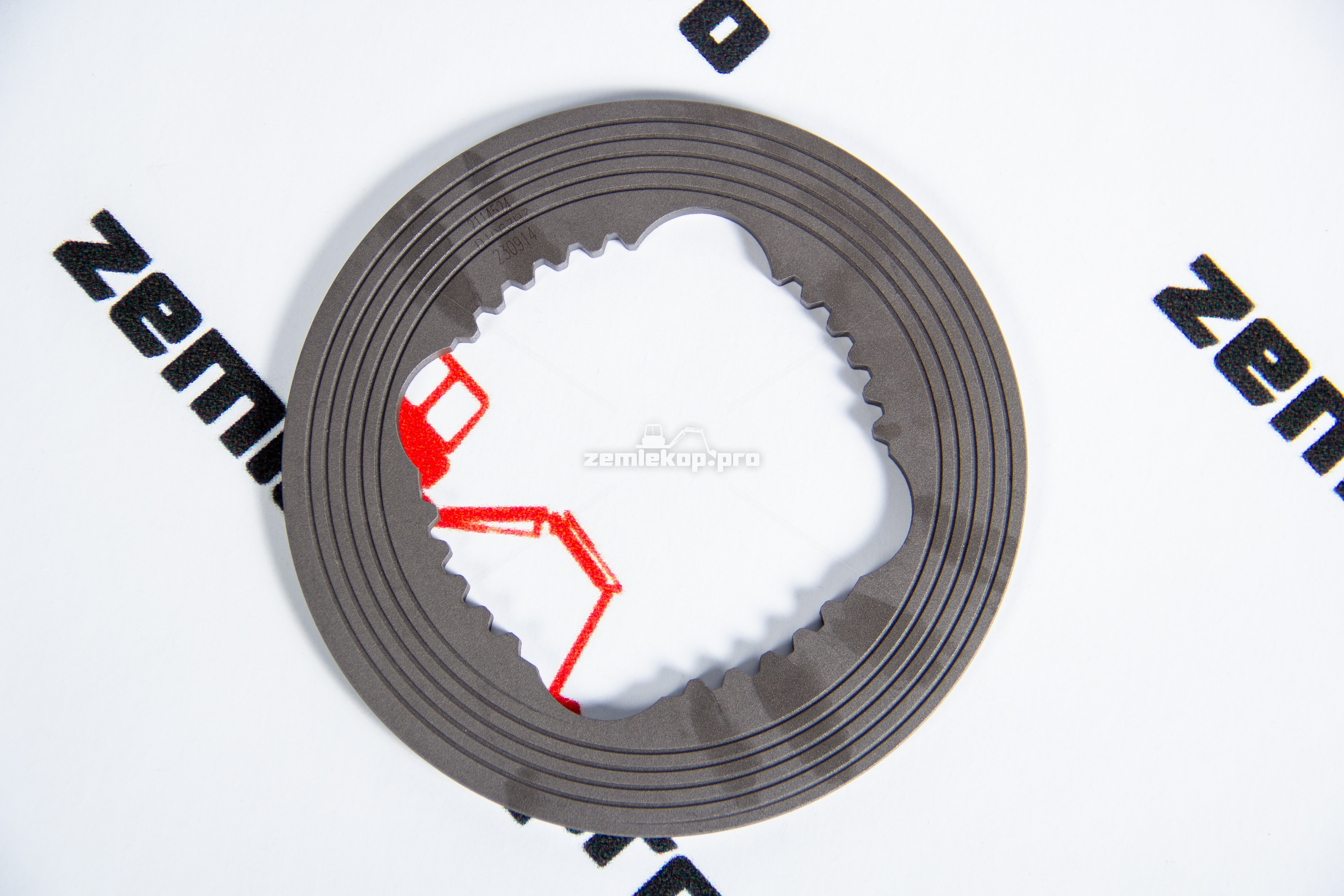 04698818^ Тормозной диск 2114524