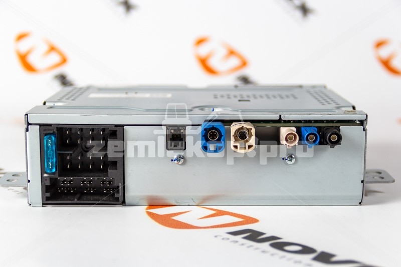 712W28101-6012 SITRAK Блок управления медиасистемой