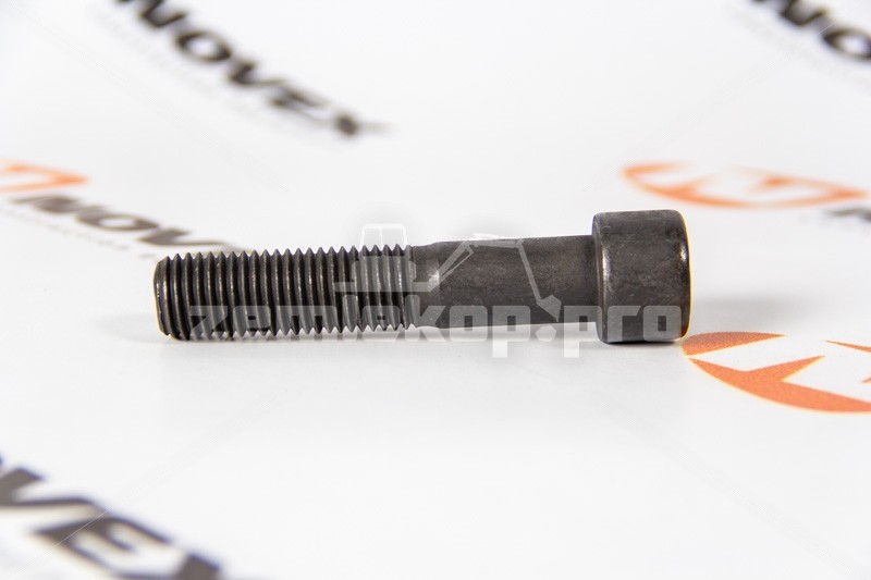 Q218B1680TF2 SITRAK Болт с цилиндрической головкой и внутренним шестигранником