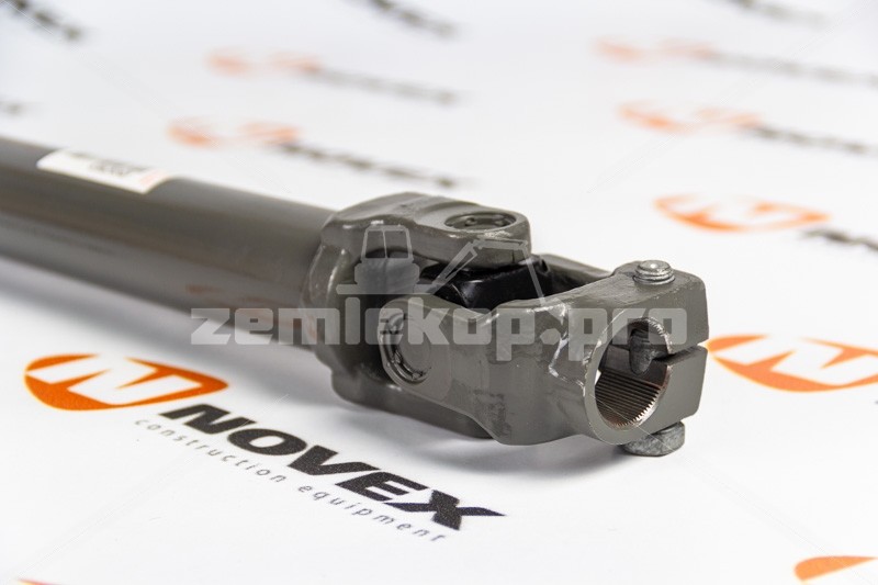 AZ962547390129 SITRAK Вал рулевого управления телескопический в сборе