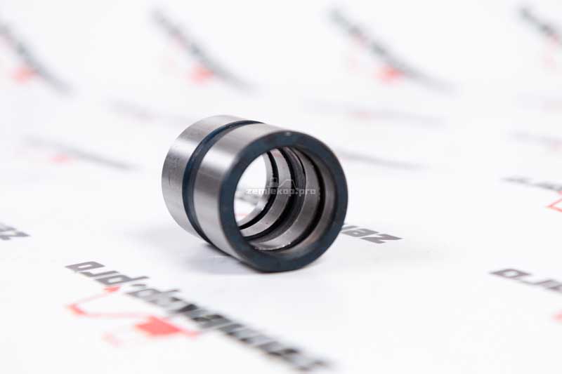 5002717M1 Втулка (под палец поршня г/ц открывания ковша) Terex