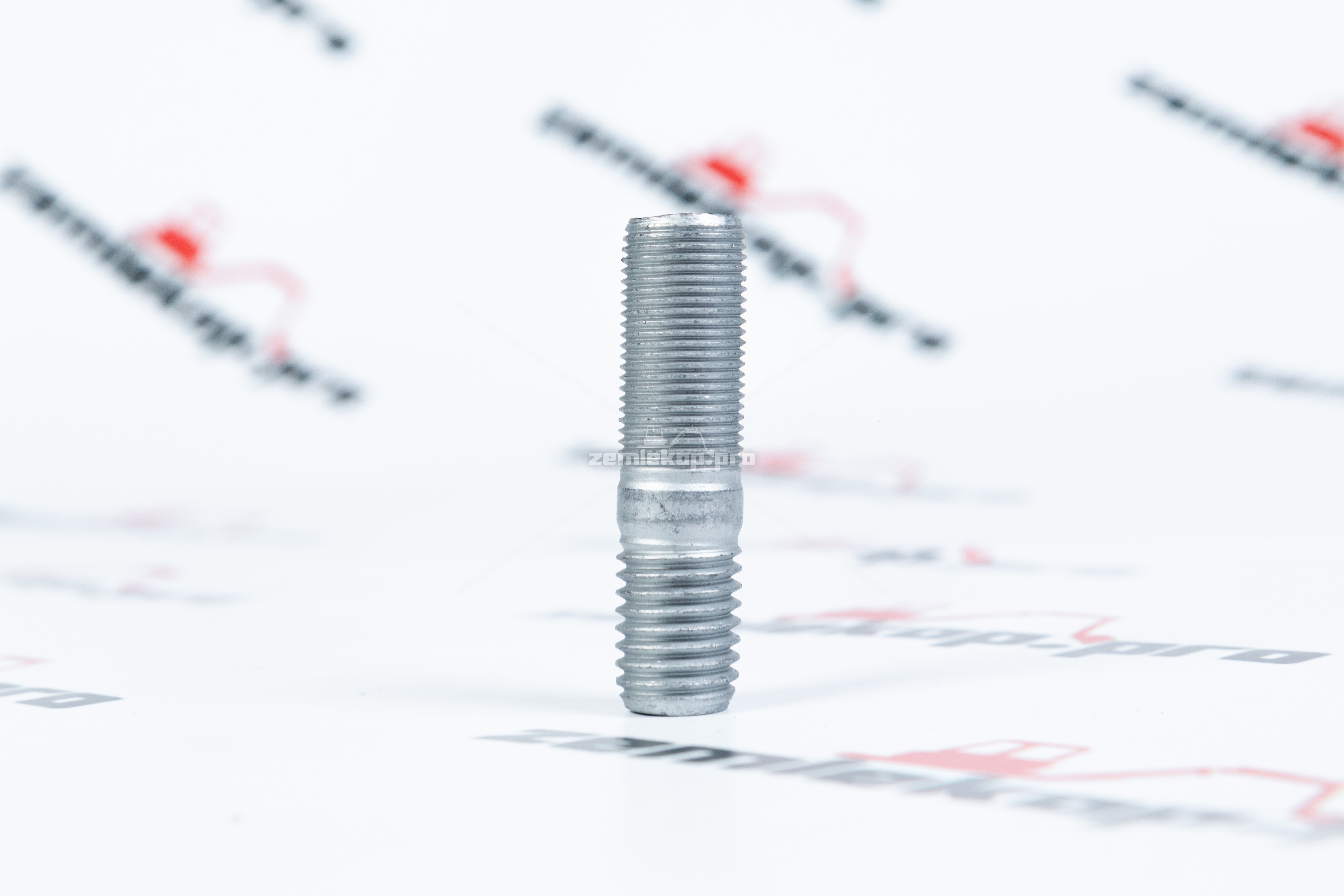 106199 Шпилька