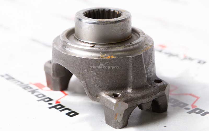 644592 Фланец КПП