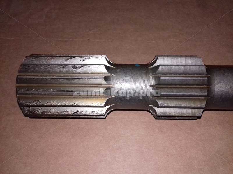 148485 Полуось длин.