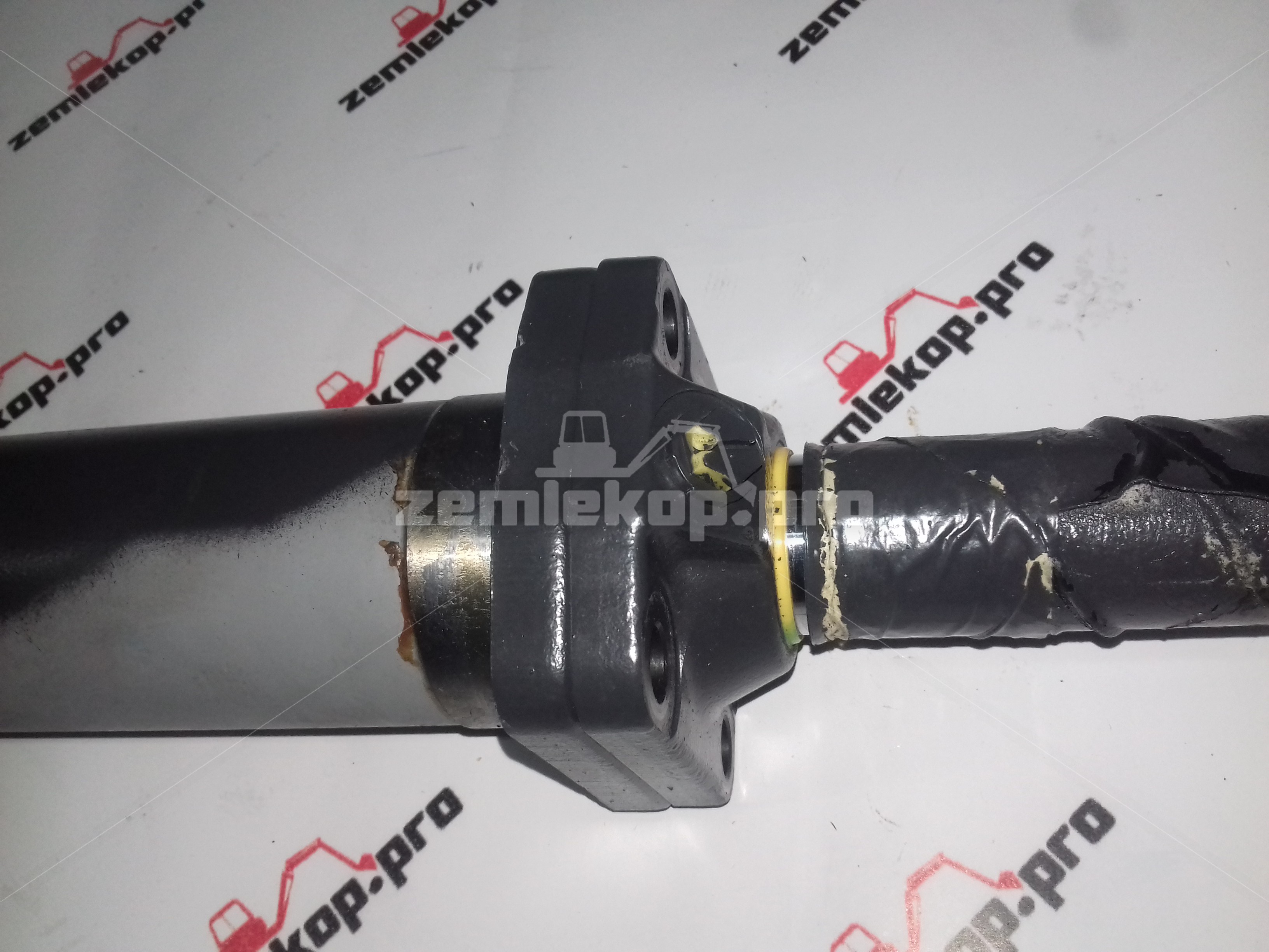 130167 Рулевой цилиндр