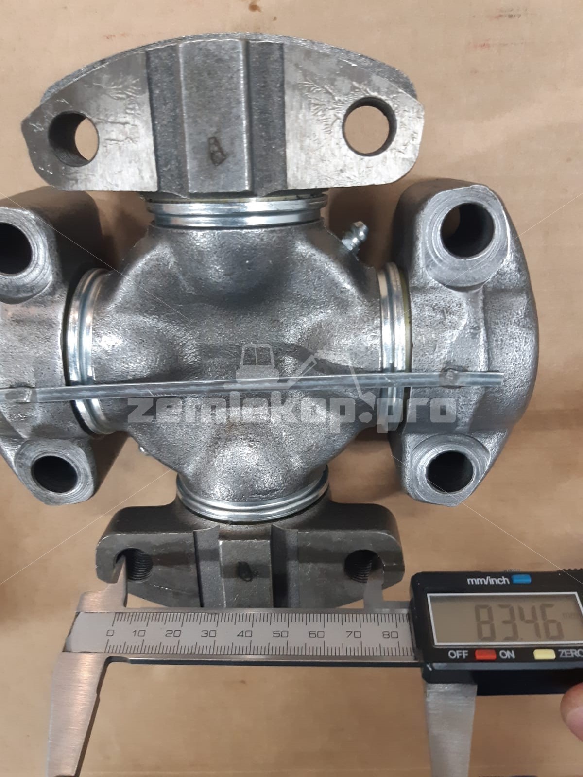 100-8,5С-1^ Крестовина HYUNDAI