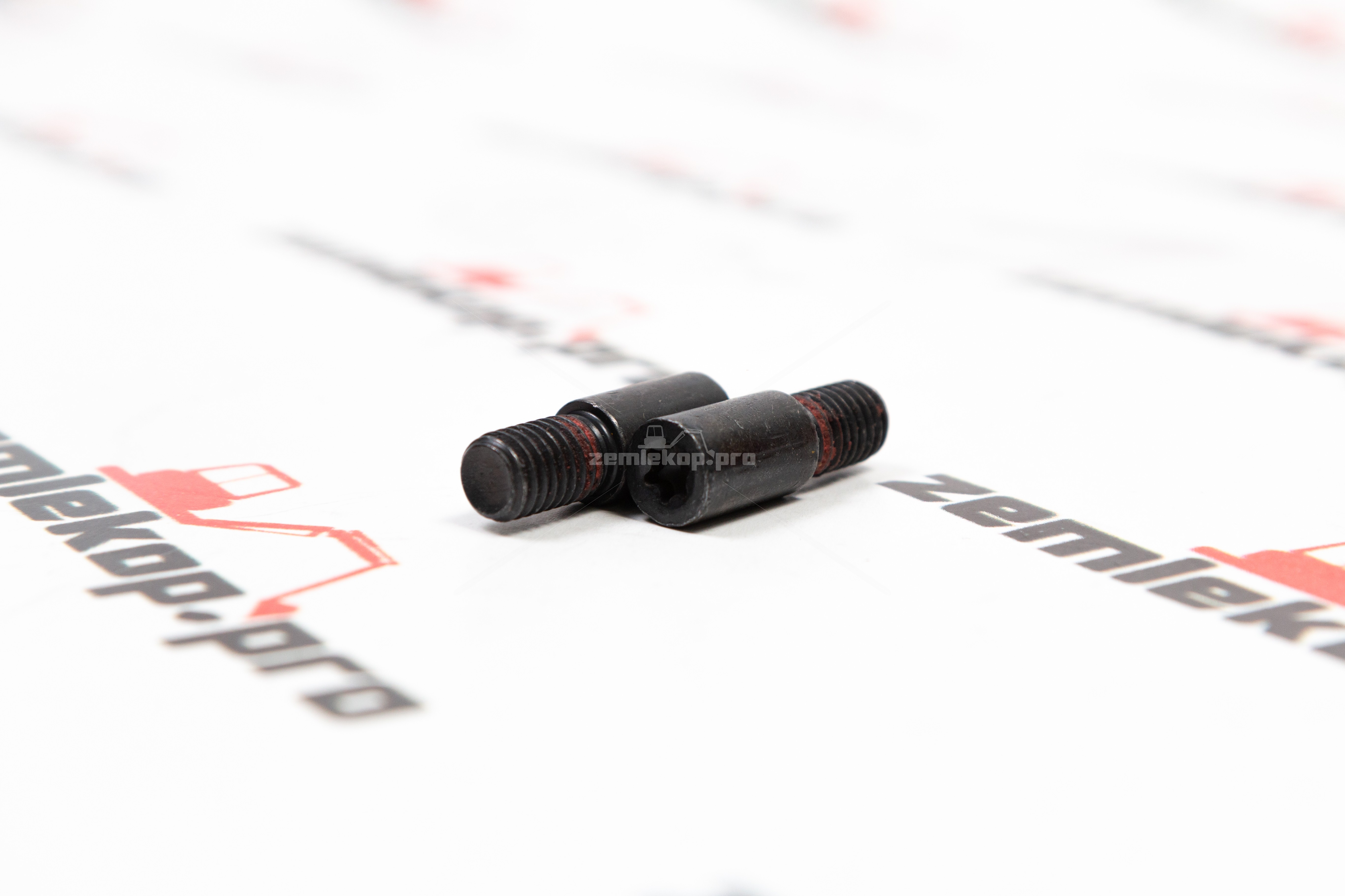 014.02.0913-R Палец DANA